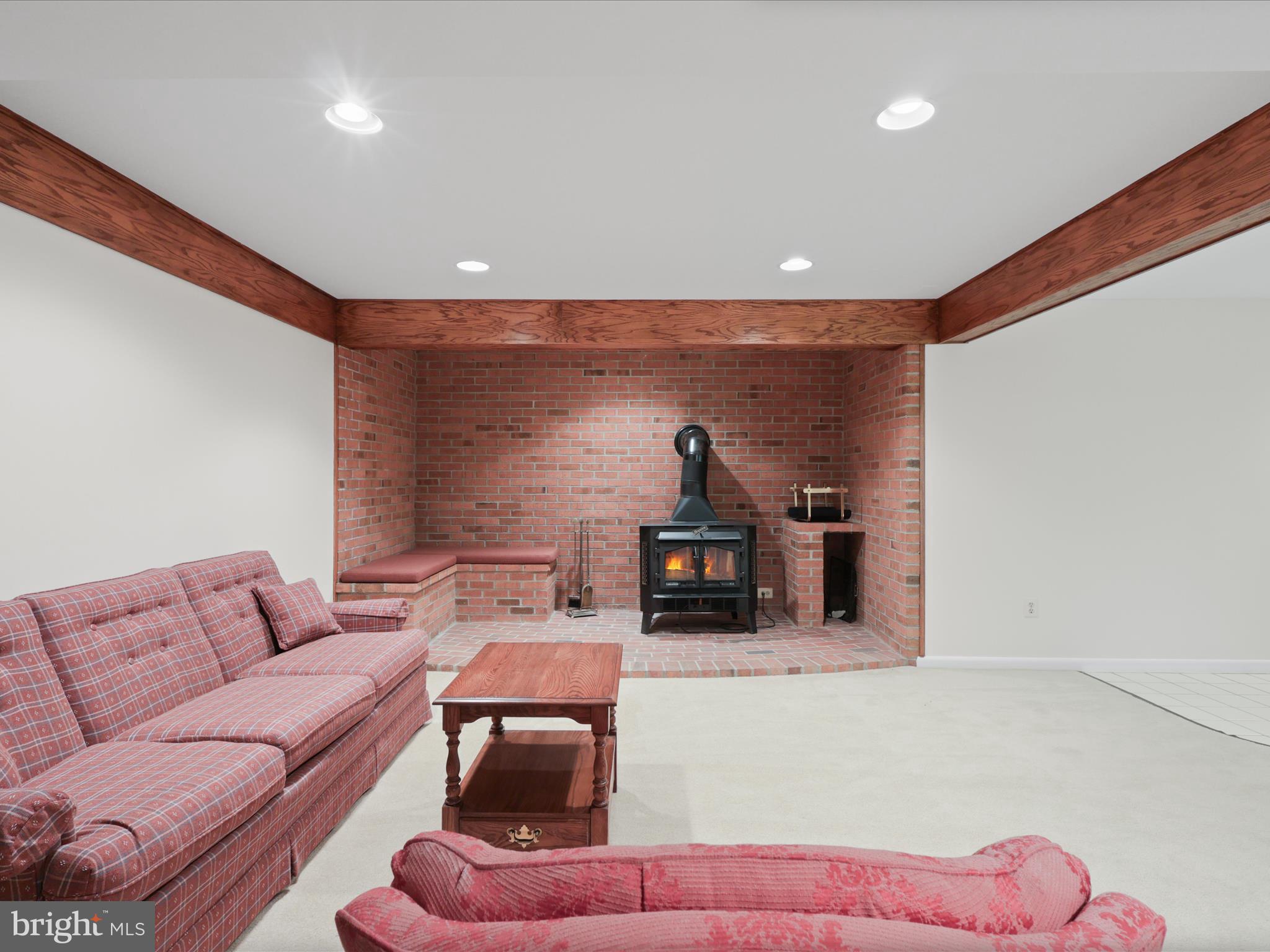 7293 PEPPER LANE