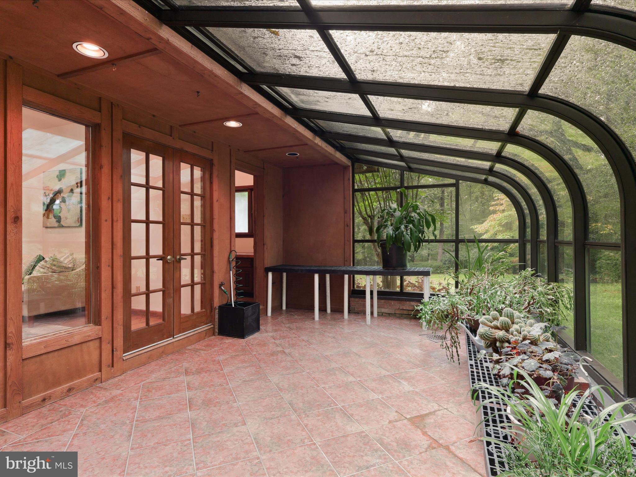 7293 PEPPER LANE