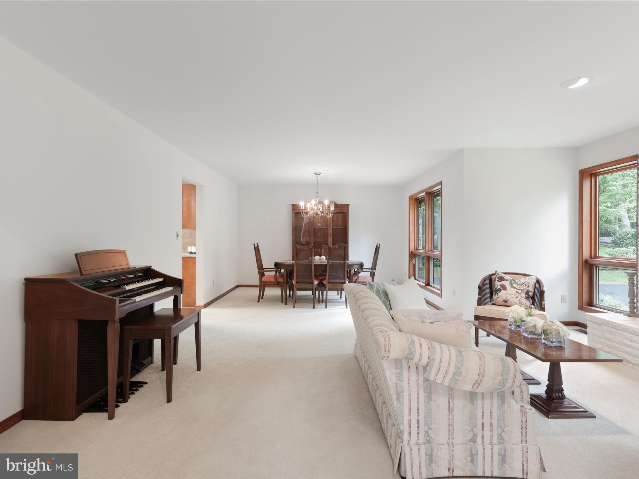 7293 PEPPER LANE