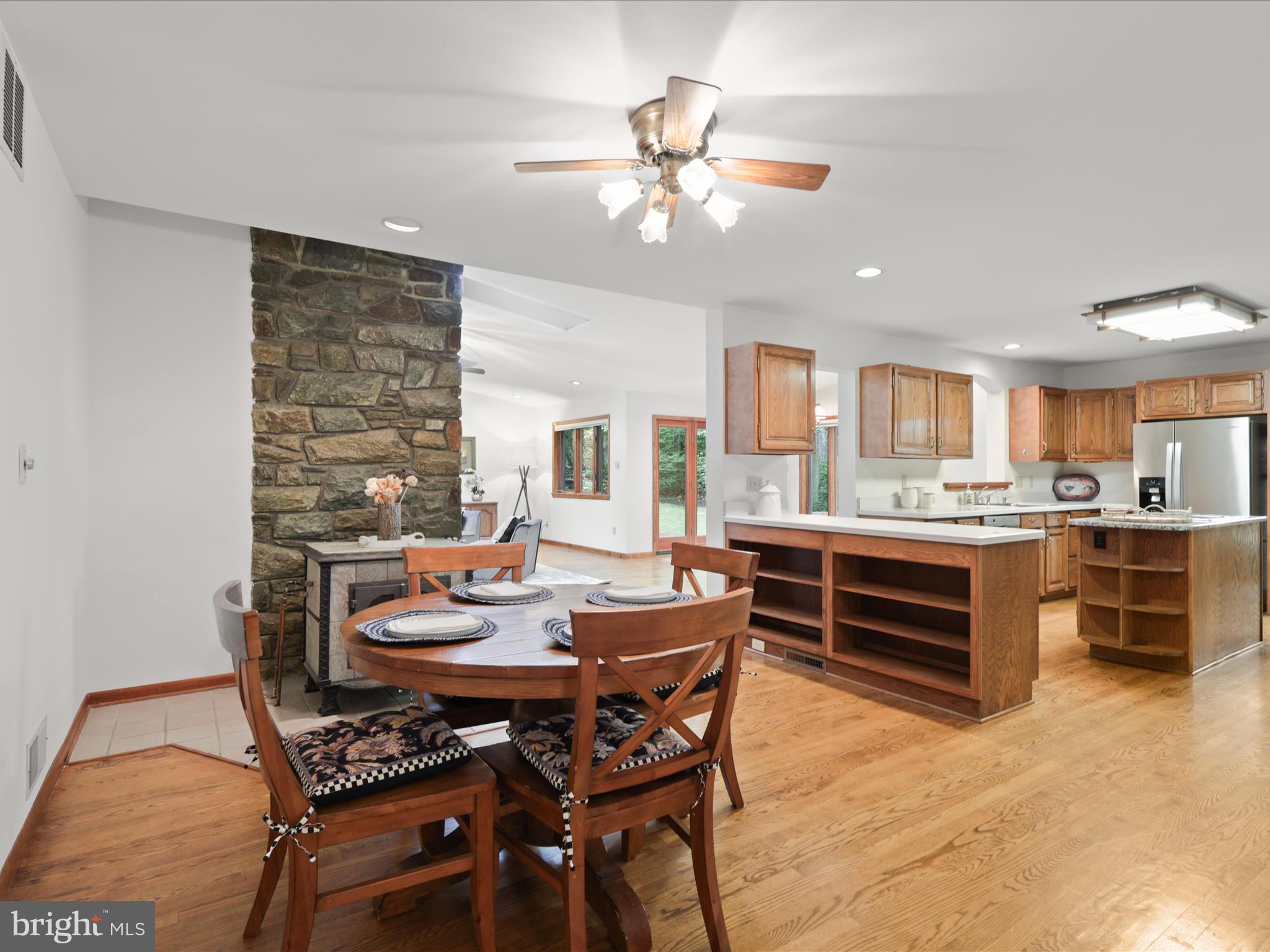 7293 PEPPER LANE