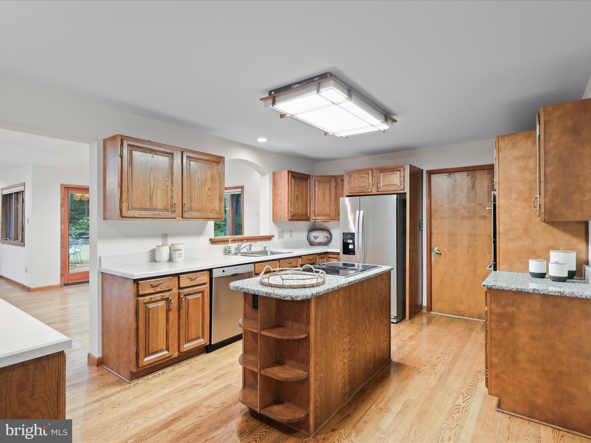 7293 PEPPER LANE