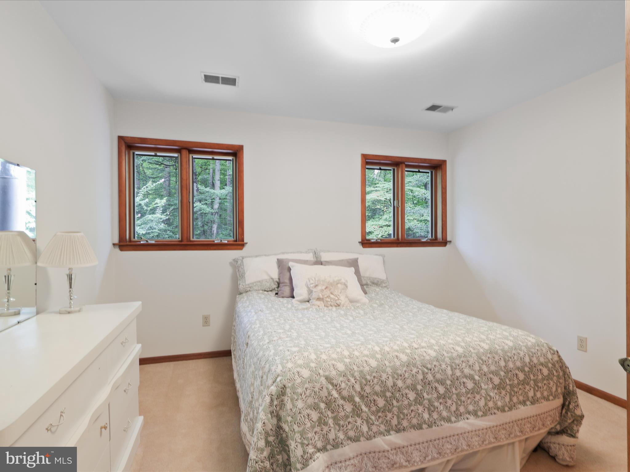 7293 PEPPER LANE