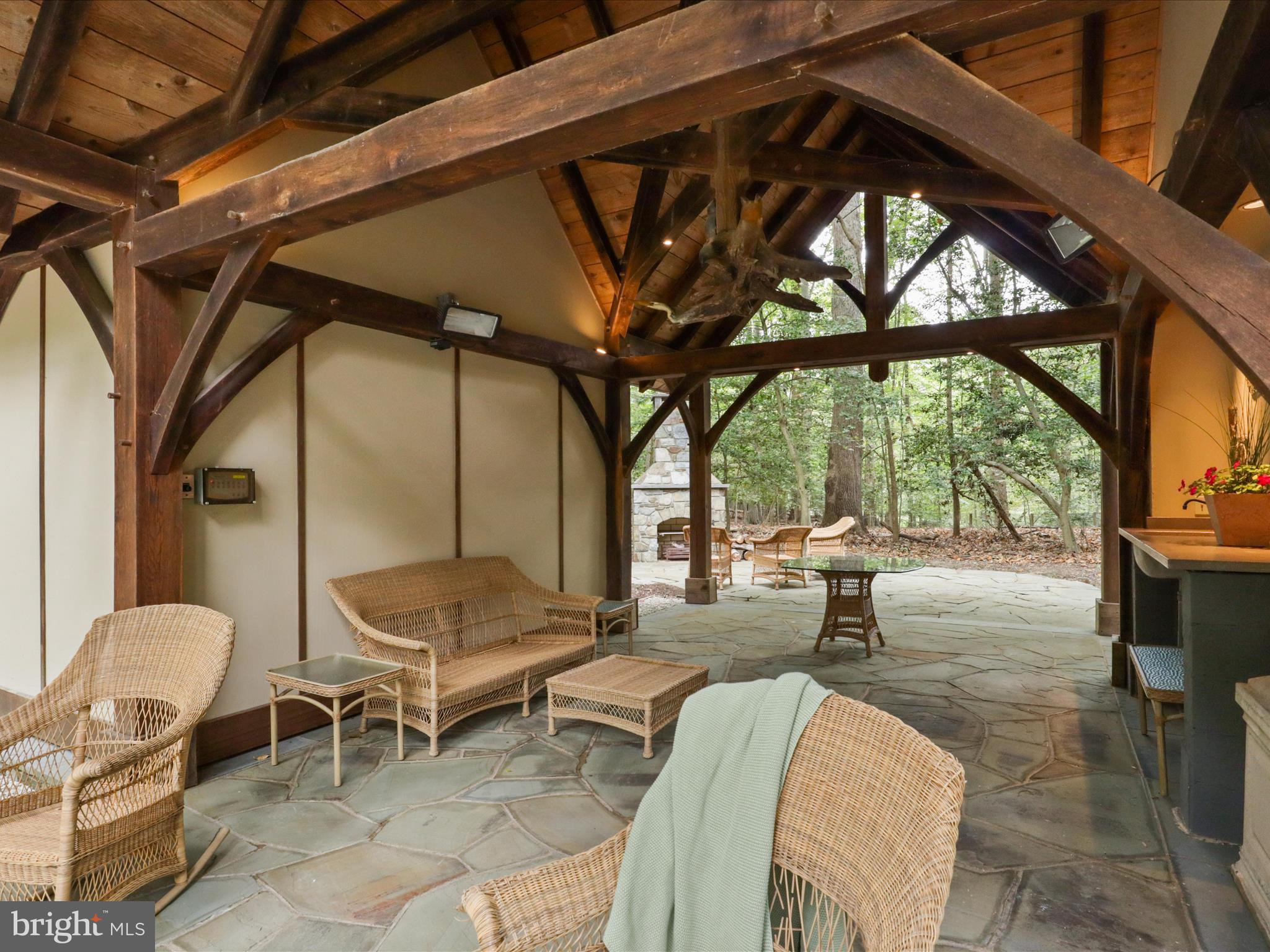 7211 TWELVE OAKS DRIVE