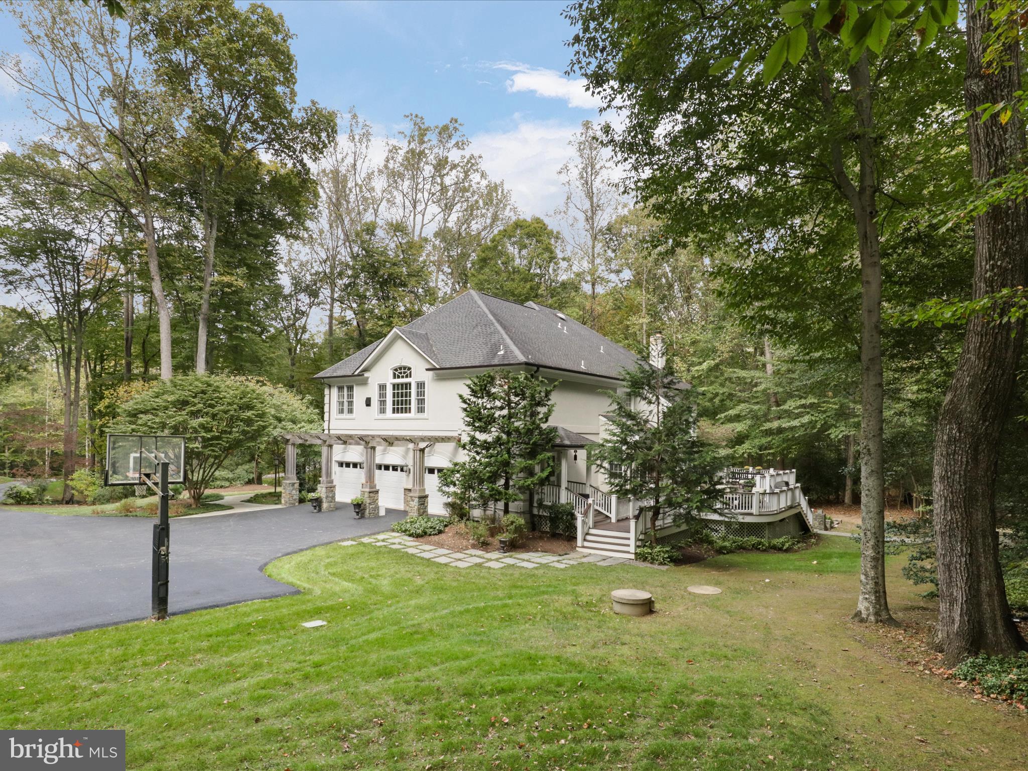 7211 TWELVE OAKS DRIVE