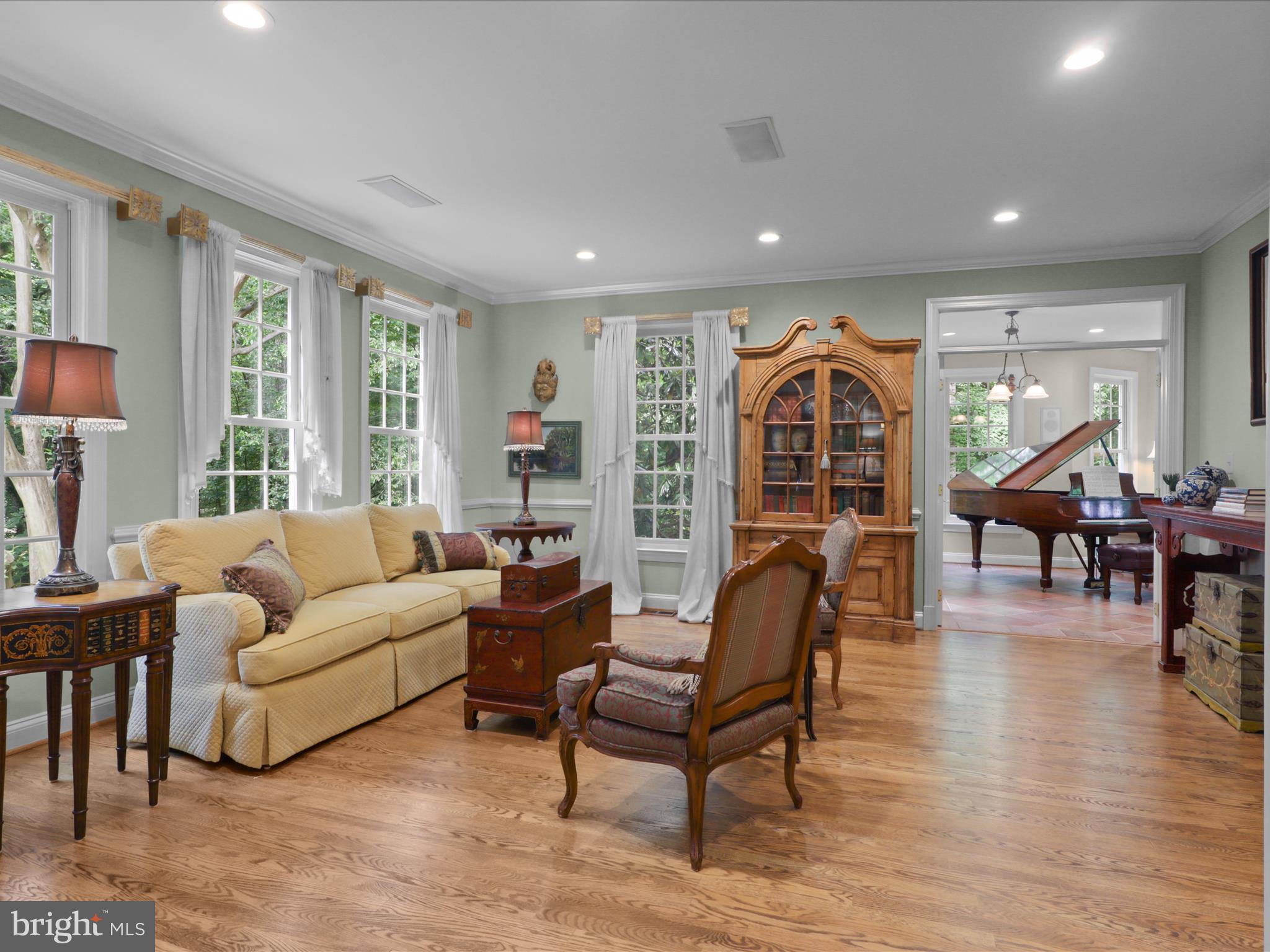 7211 TWELVE OAKS DRIVE