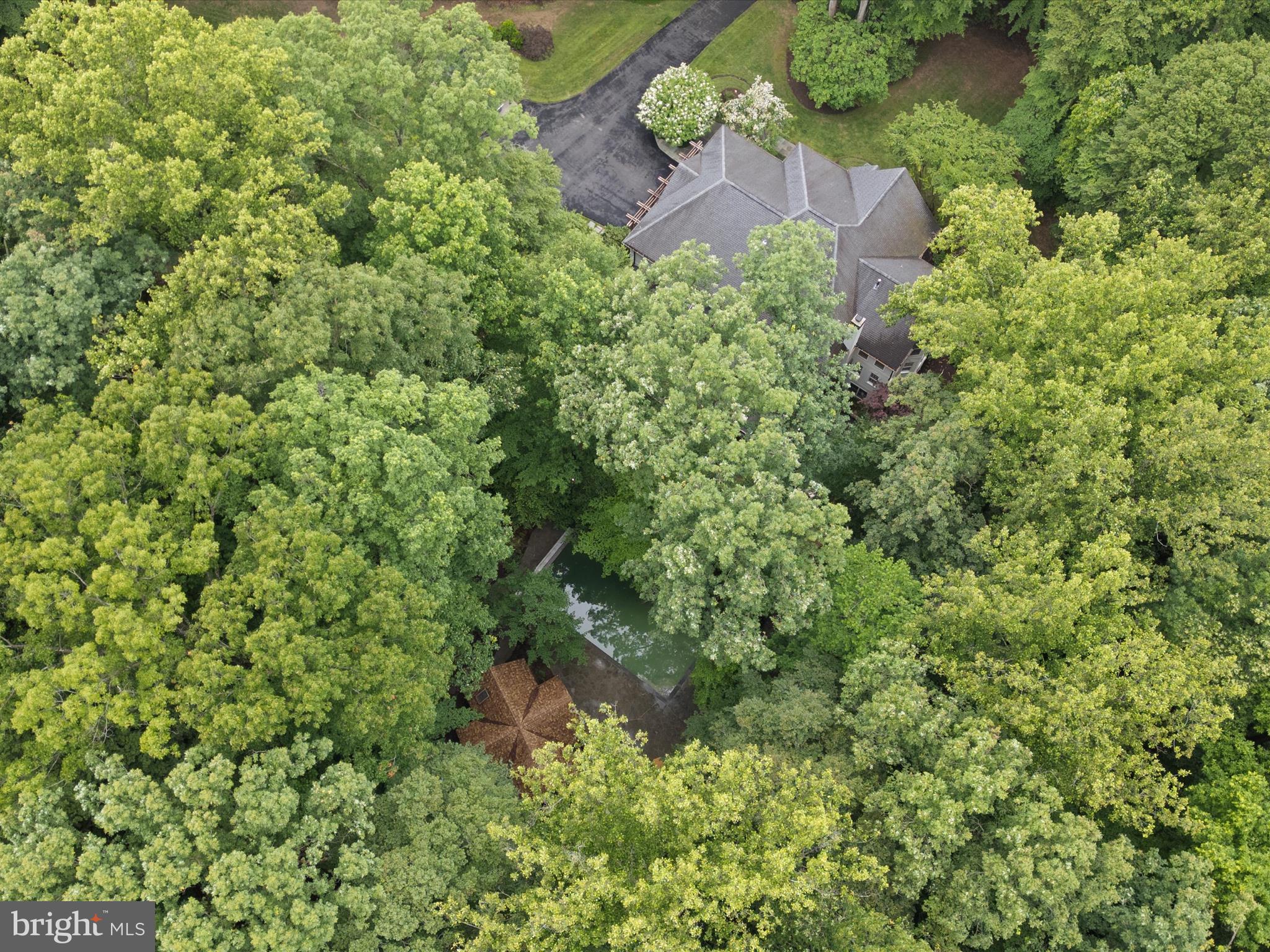 7211 TWELVE OAKS DRIVE