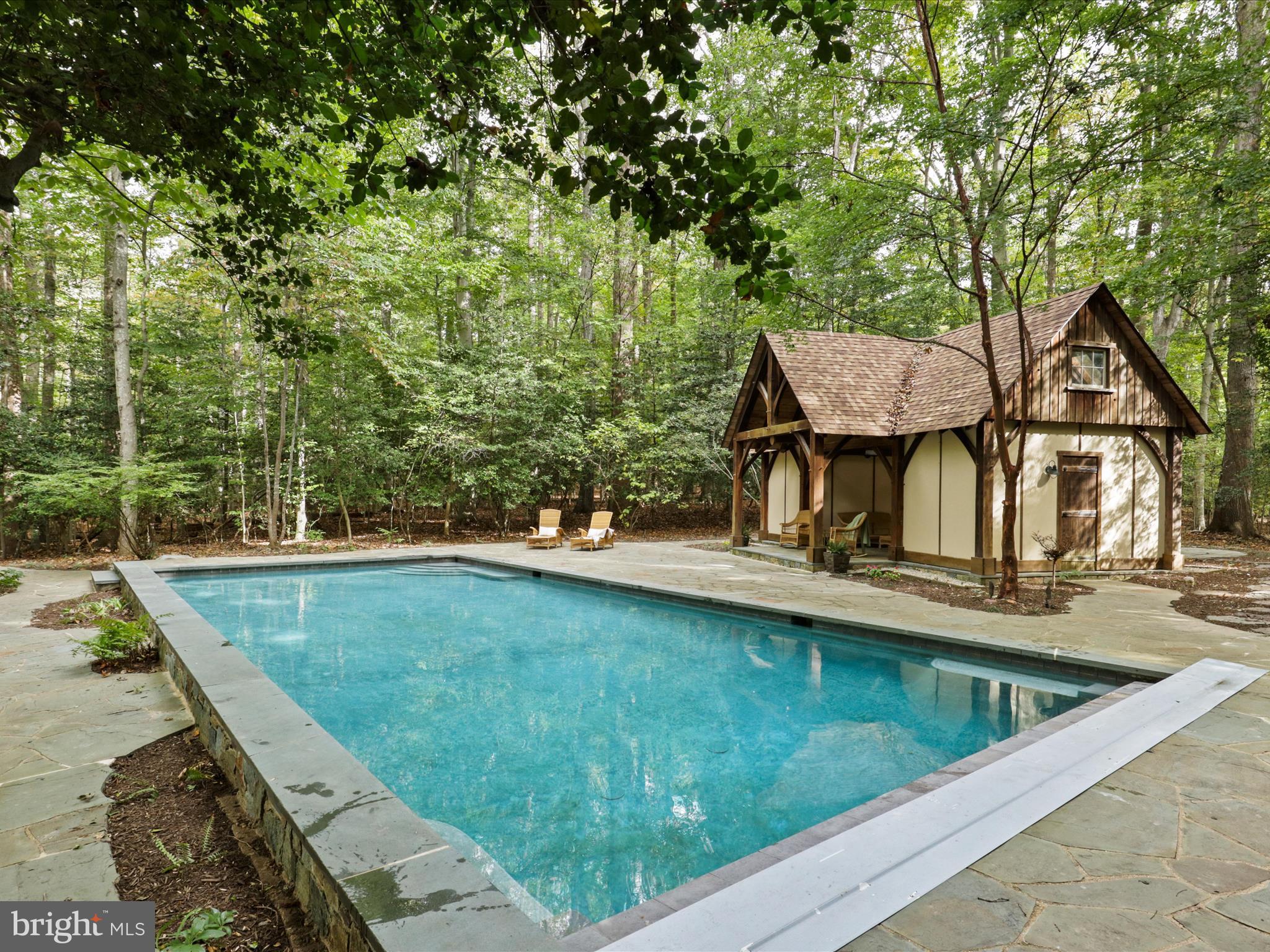 7211 TWELVE OAKS DRIVE