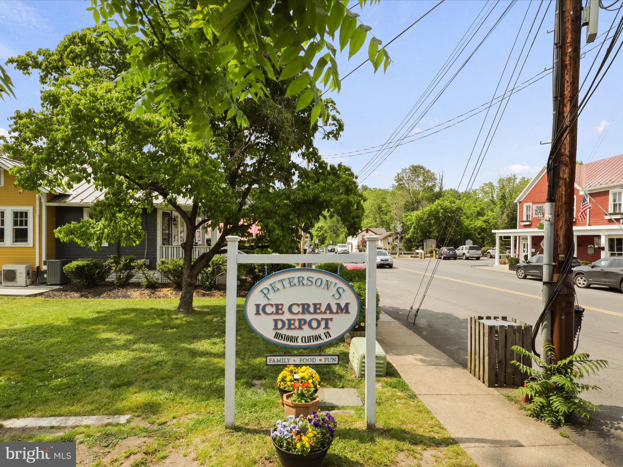 11713 HENDERSON ROAD