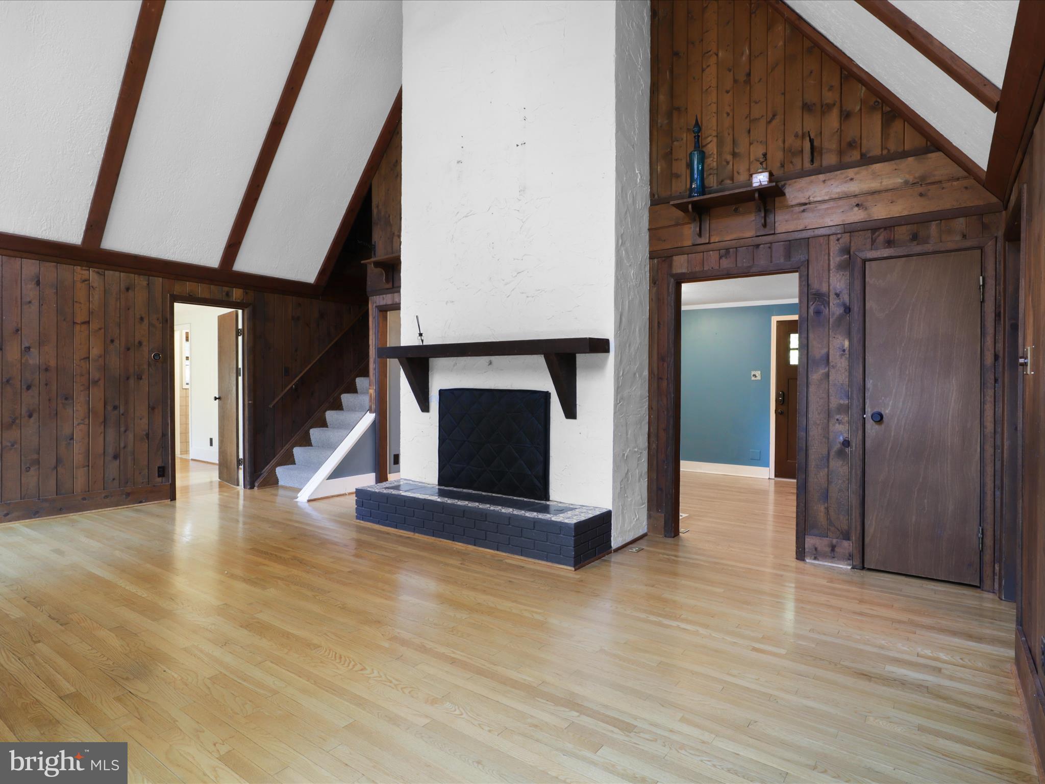 11713 HENDERSON ROAD