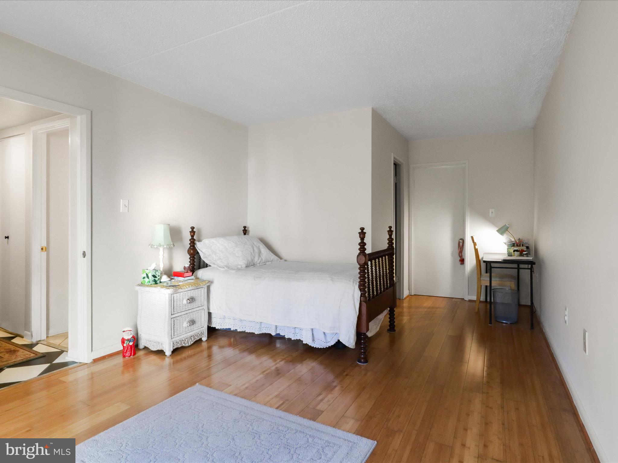 8607 VILLAGE WAY D 07/8607D