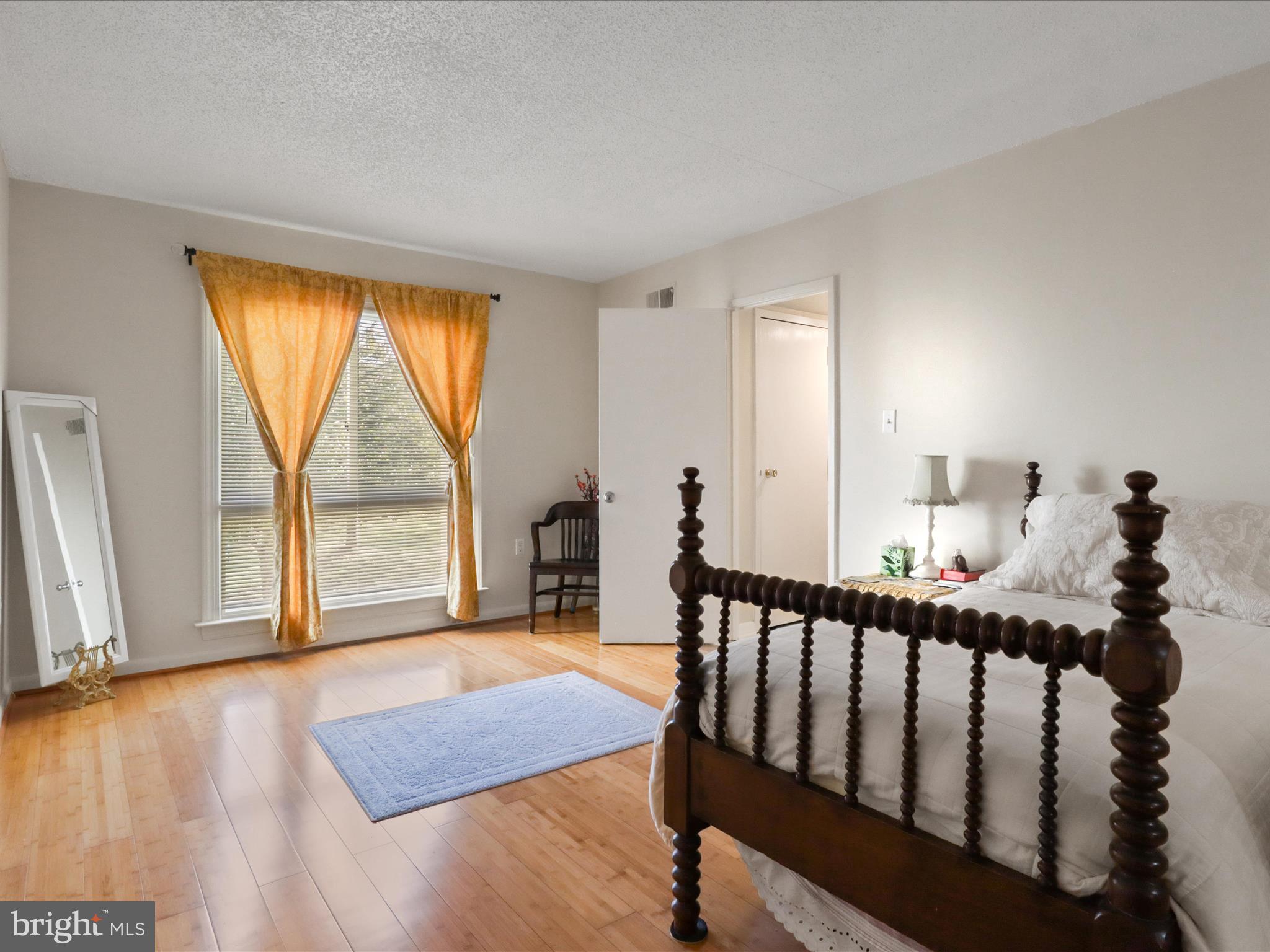 8607 VILLAGE WAY D 07/8607D