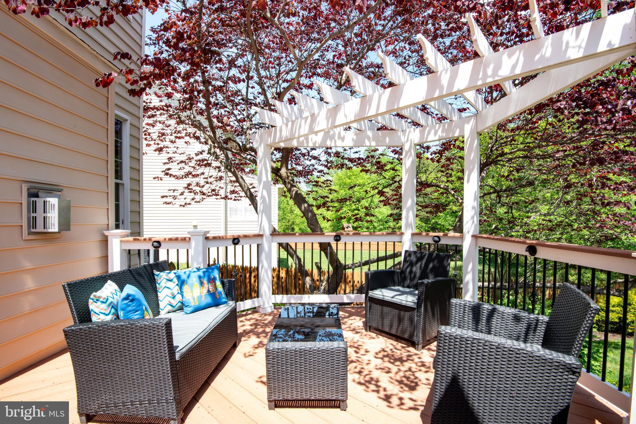 5794 Waterloo Bridge Cir