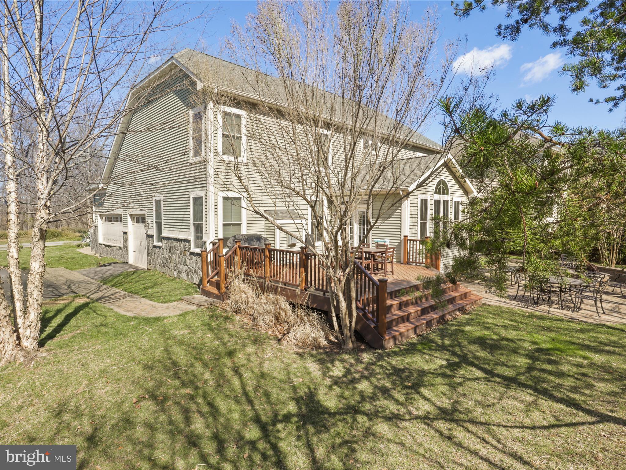 14489 Bluff Point Ct