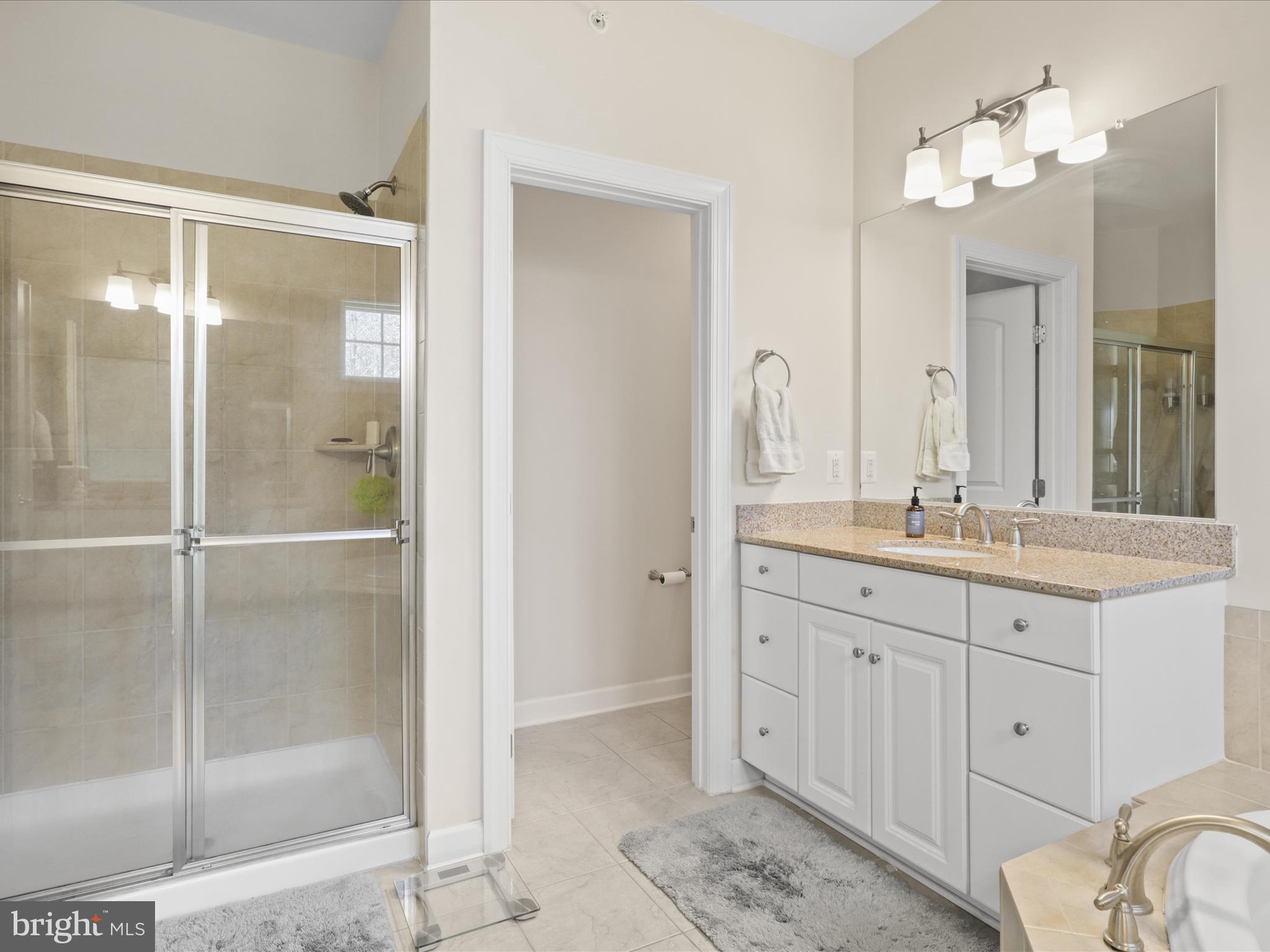 14489 Bluff Point Ct