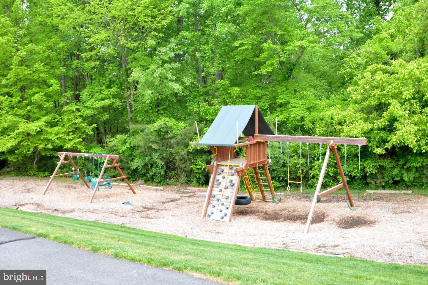 14489 Bluff Point Ct