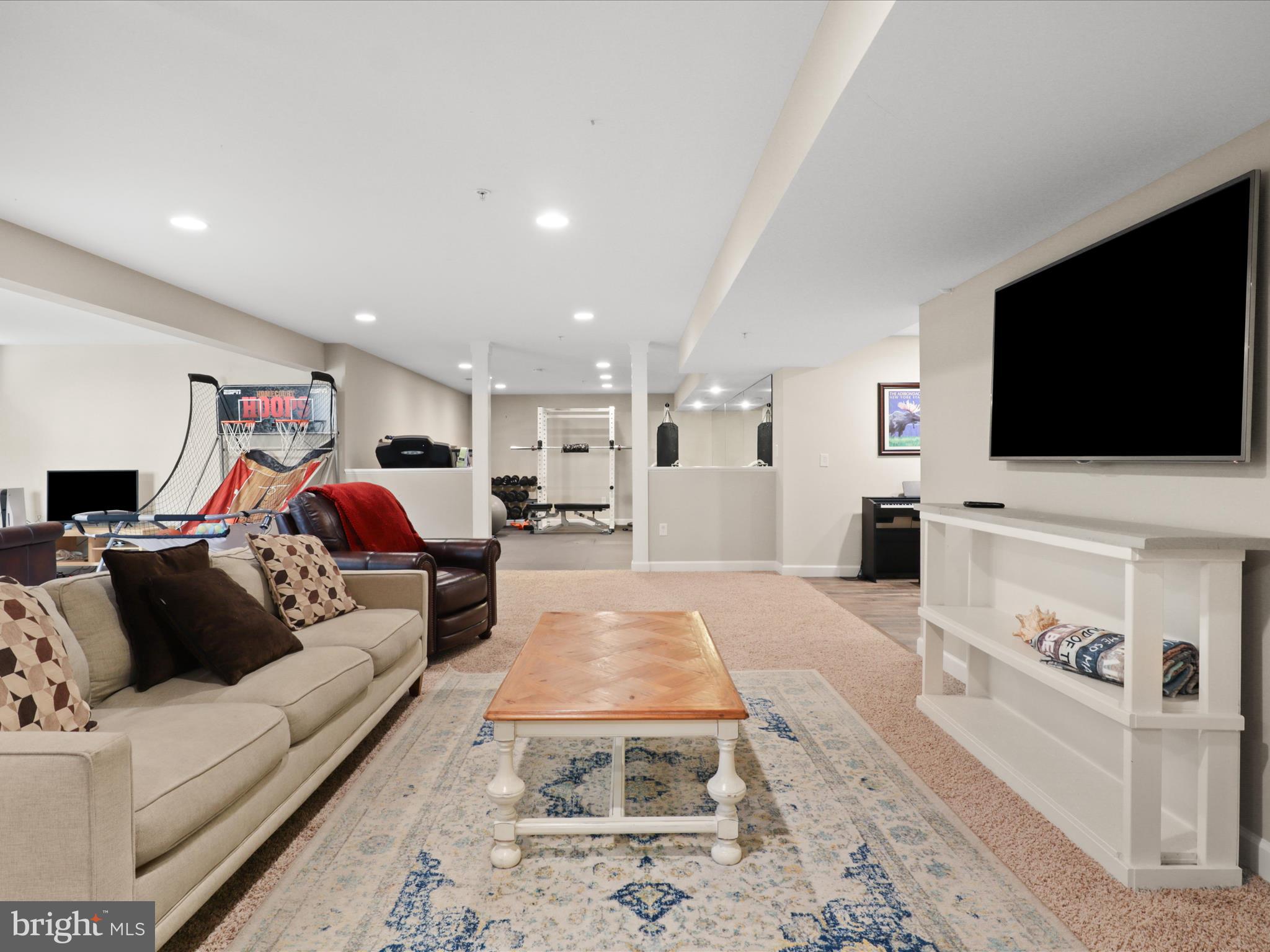 14489 Bluff Point Ct