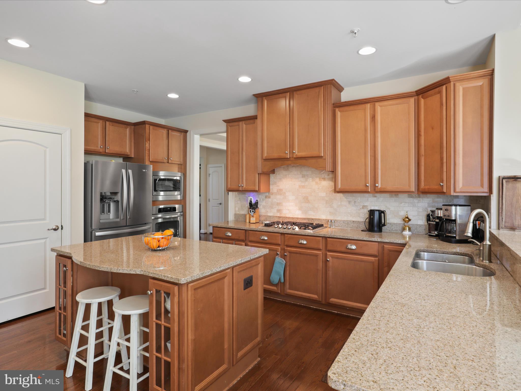 14489 Bluff Point Ct