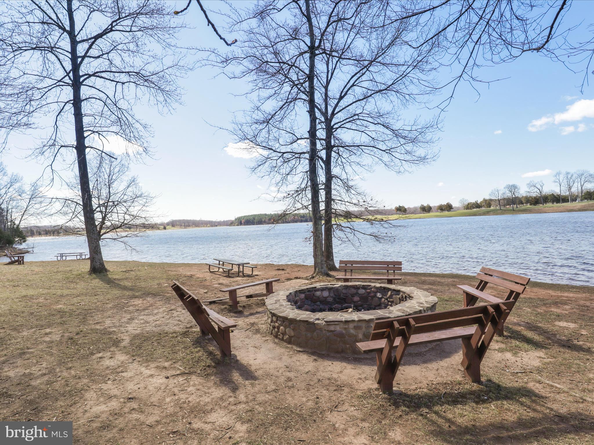 14489 Bluff Point Ct