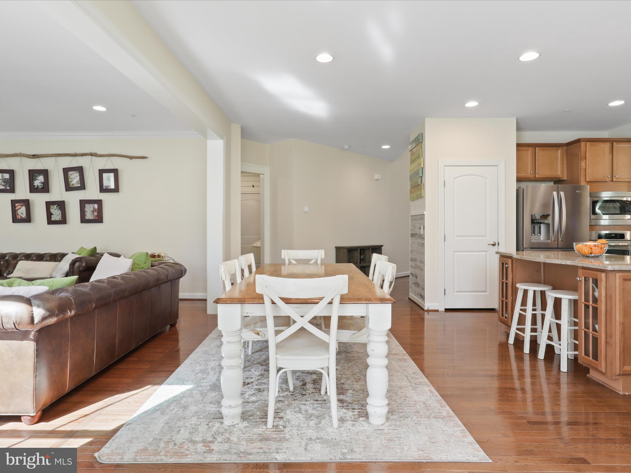 14489 Bluff Point Ct