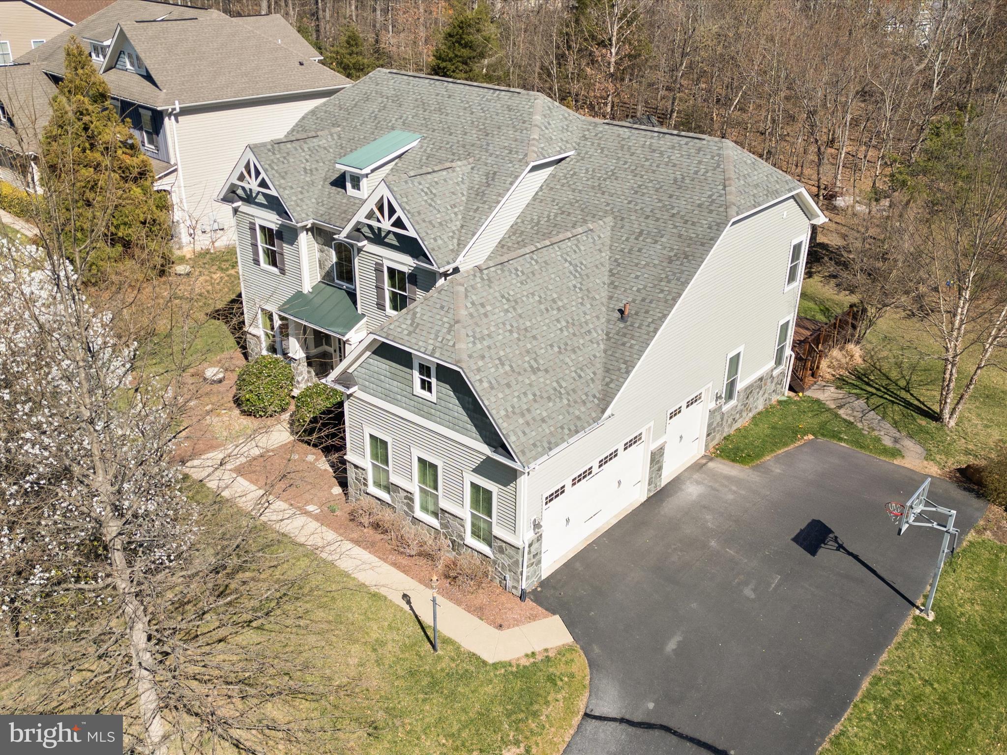 14489 Bluff Point Ct