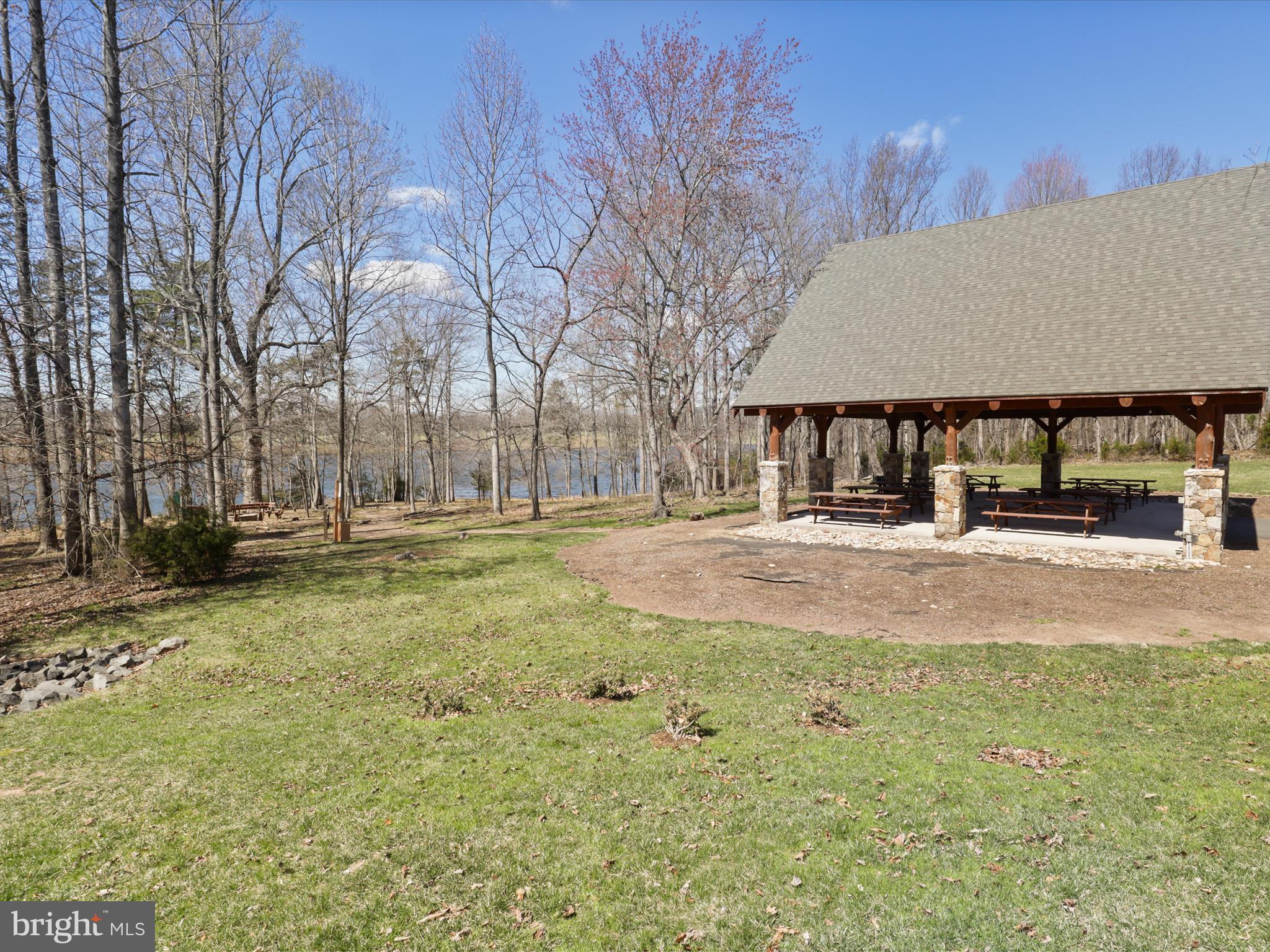 14489 Bluff Point Ct
