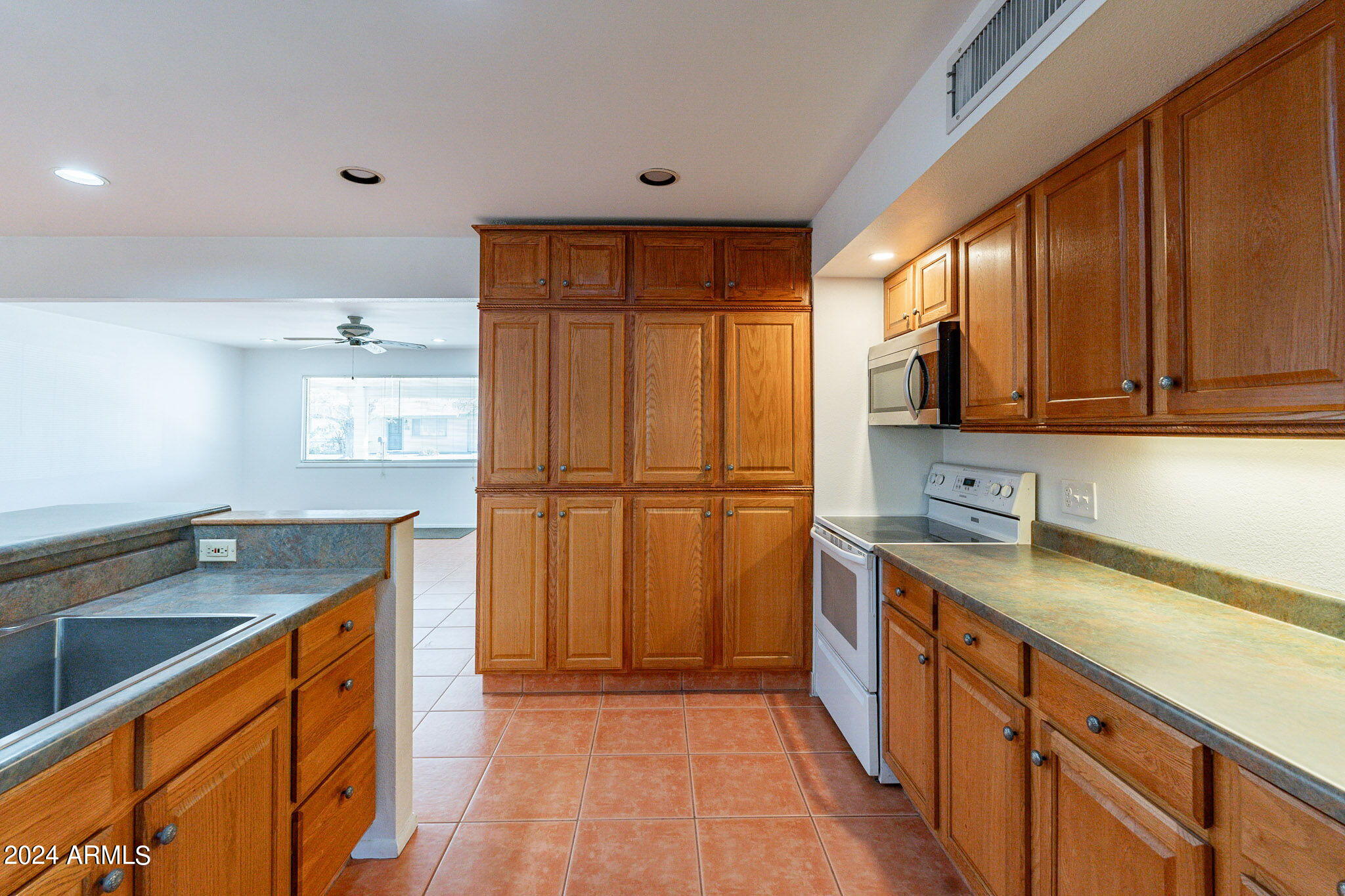 2130 W GREENBRIAR Drive