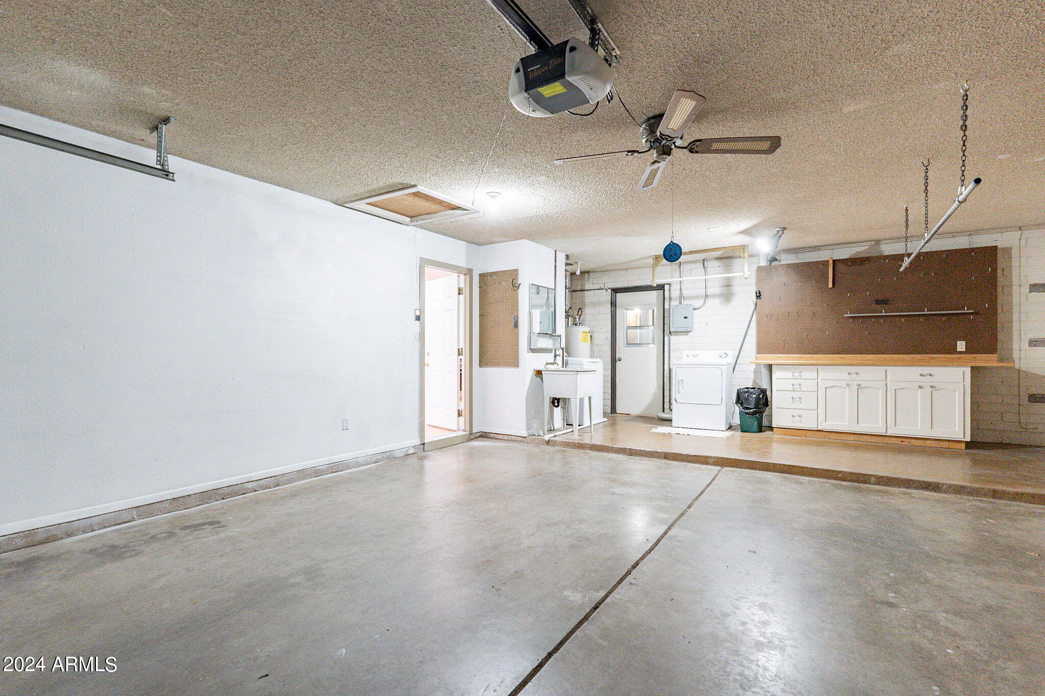 2130 W GREENBRIAR Drive