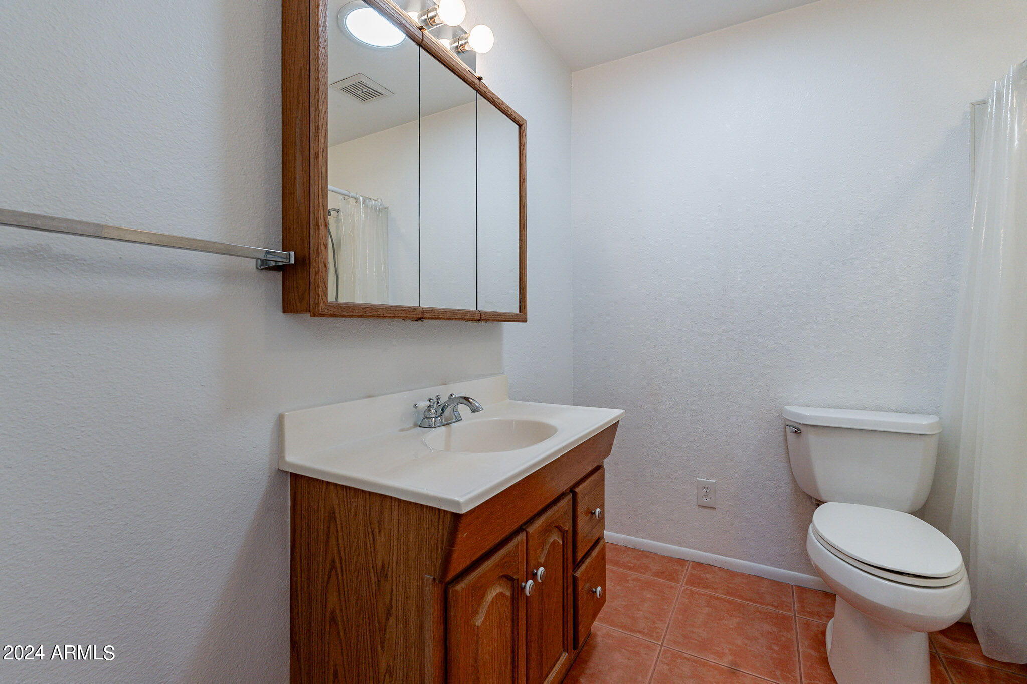 2130 W GREENBRIAR Drive