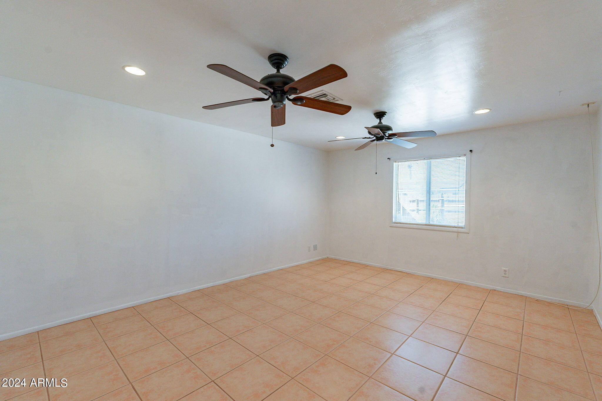 2130 W GREENBRIAR Drive