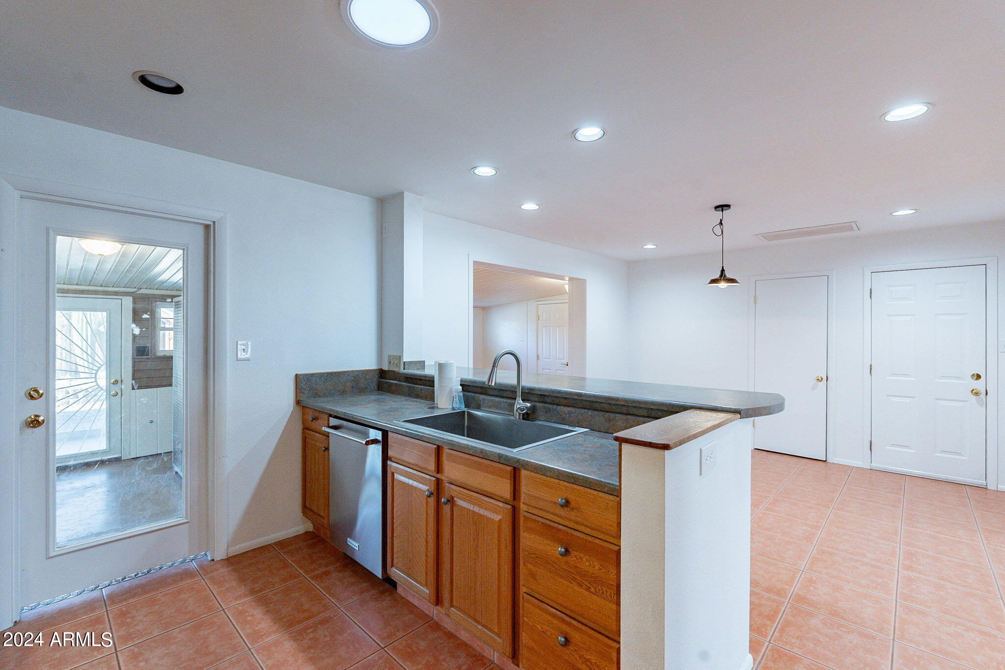 2130 W GREENBRIAR Drive