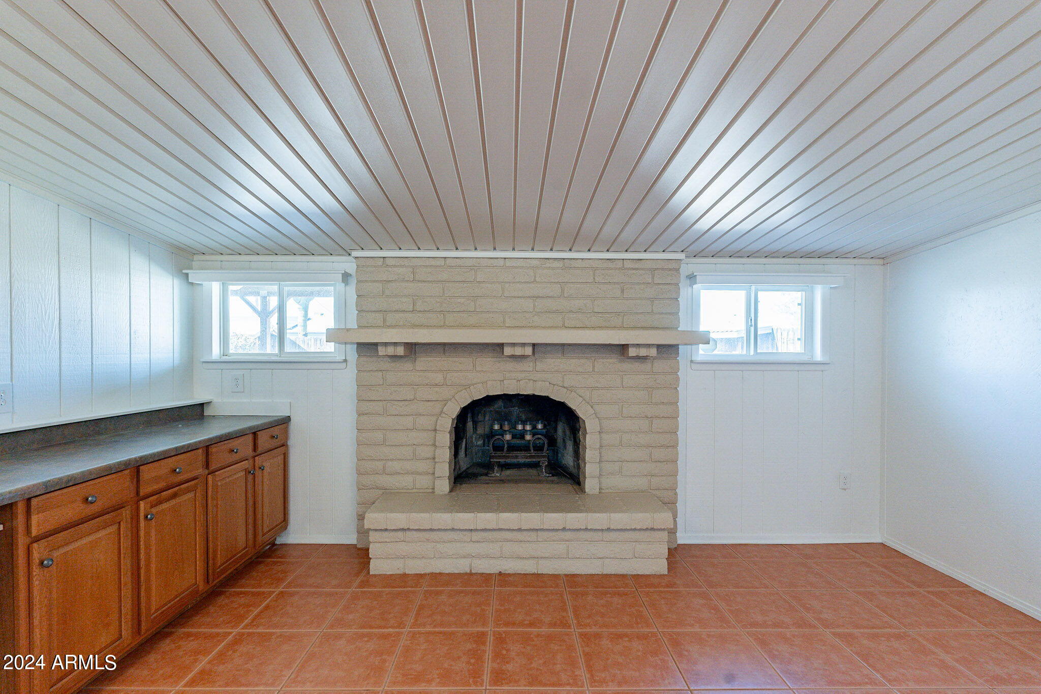 2130 W GREENBRIAR Drive