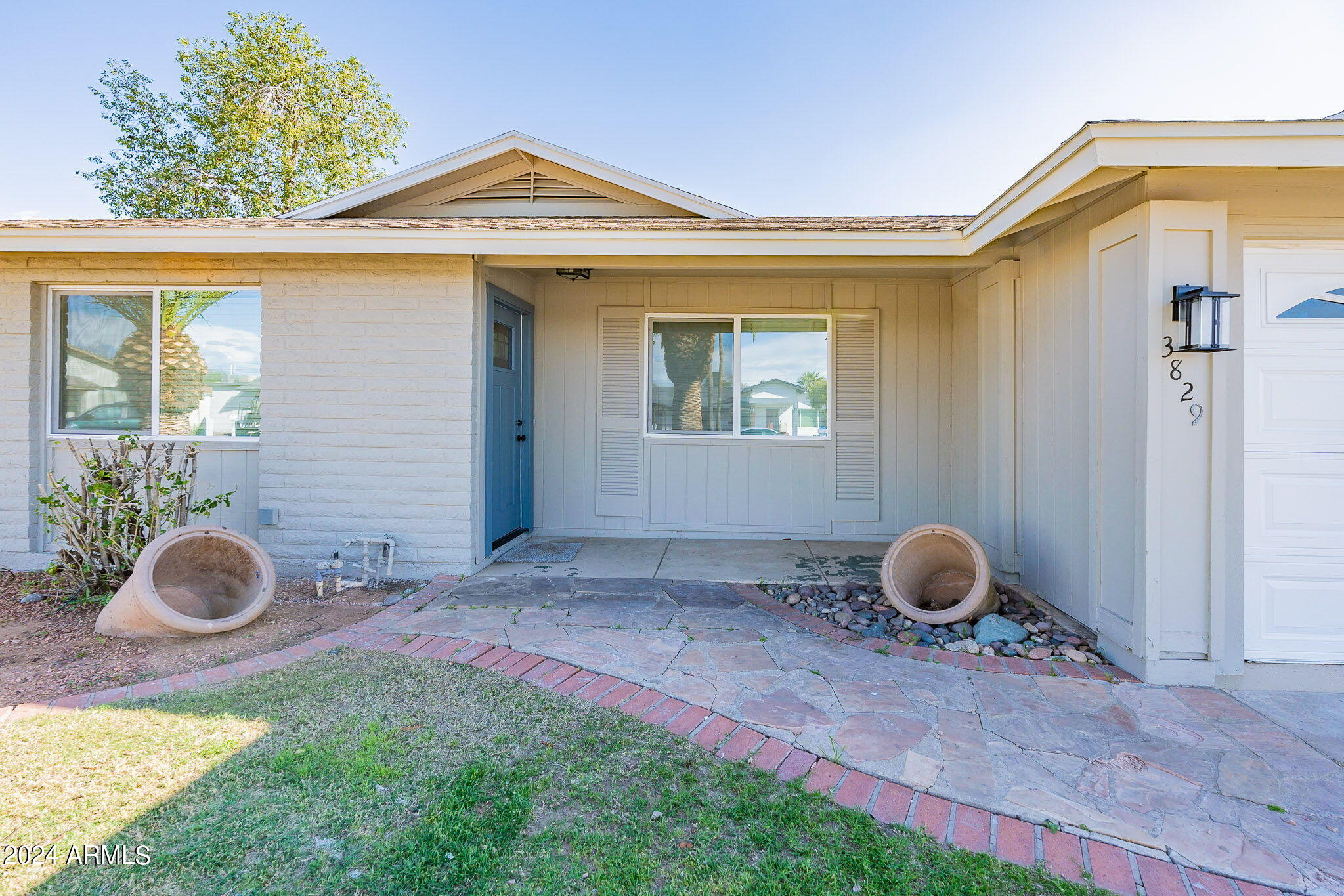 3829 W CARIBBEAN Lane