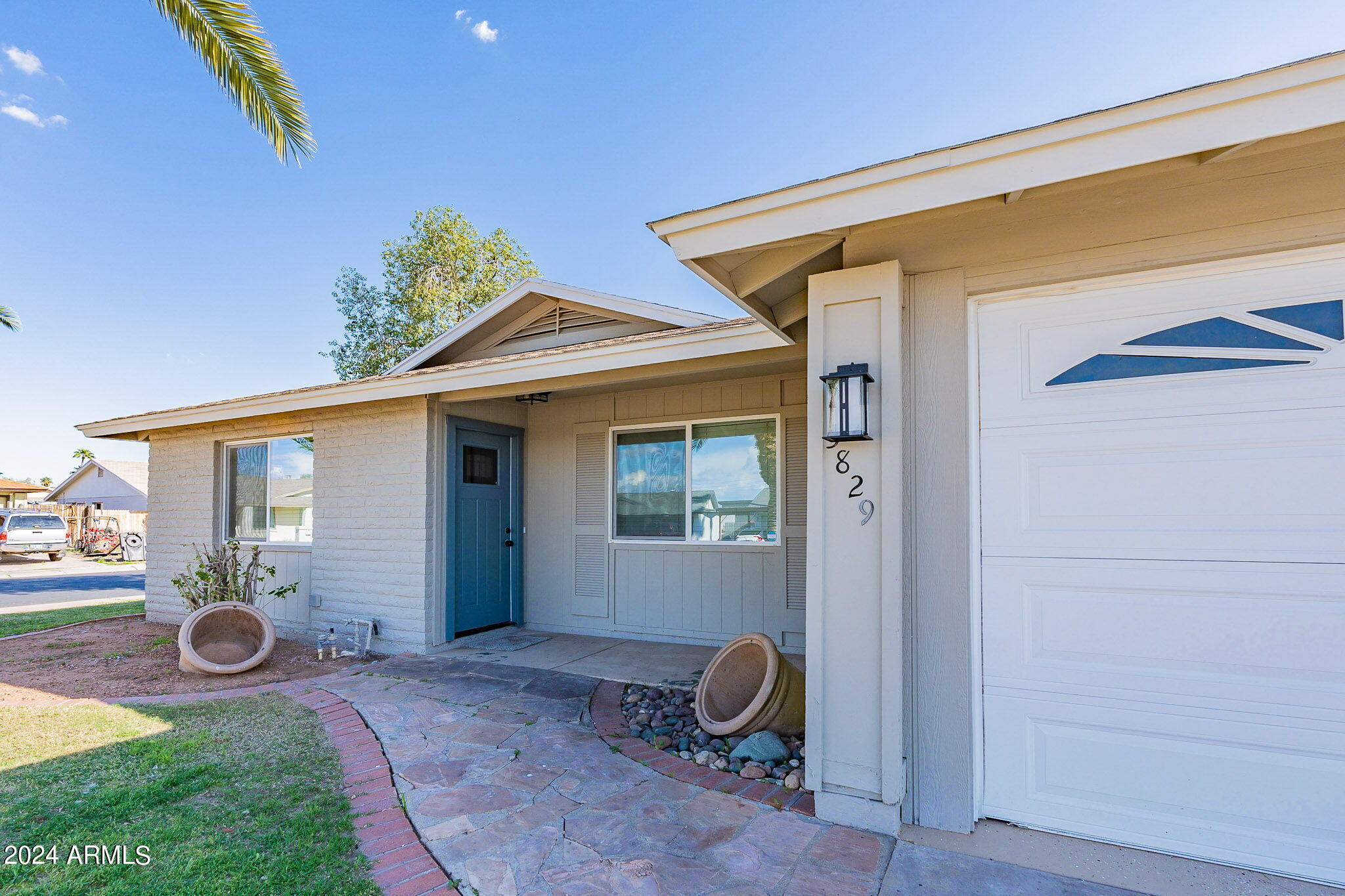 3829 W CARIBBEAN Lane