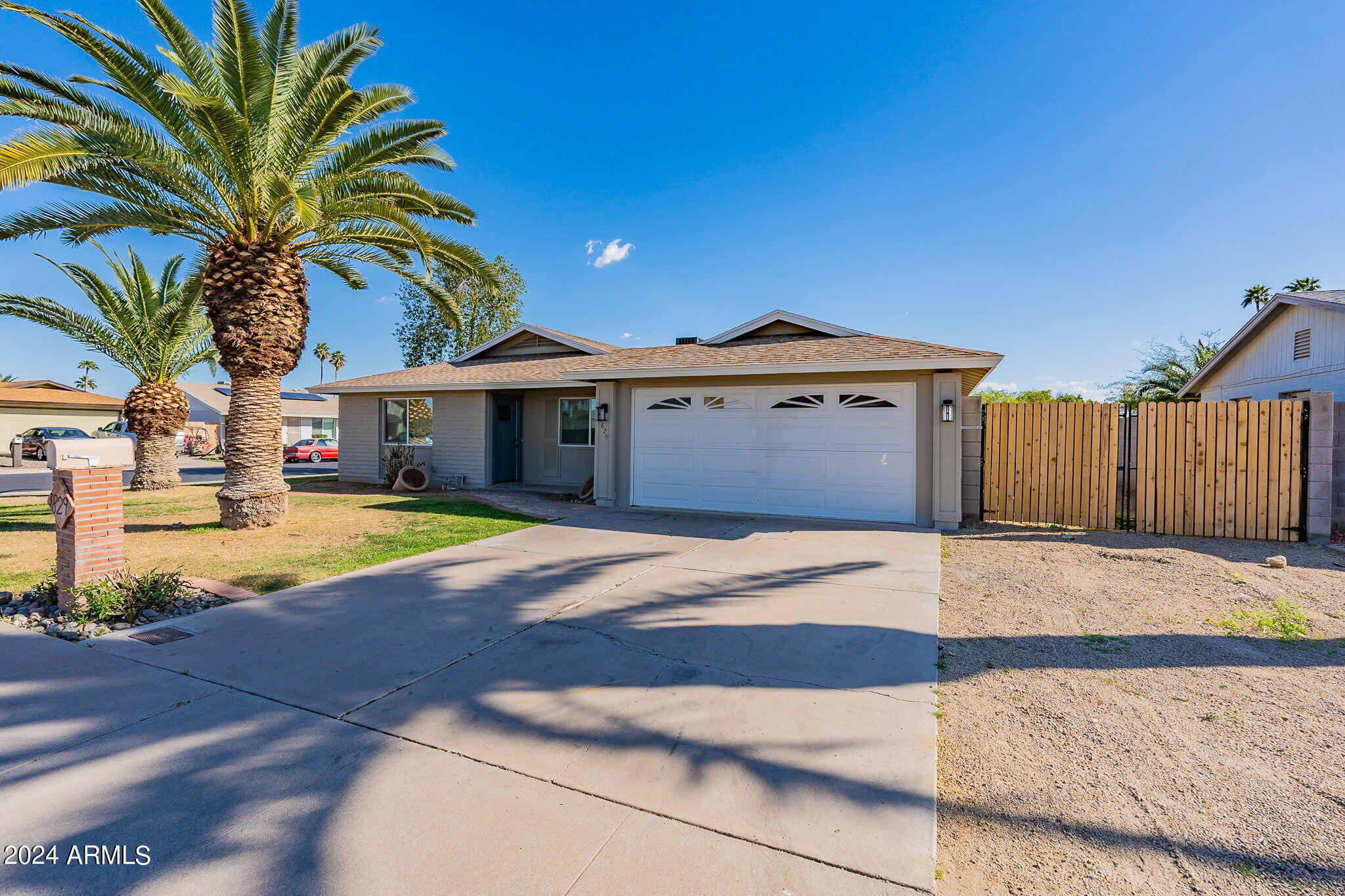 3829 W CARIBBEAN Lane