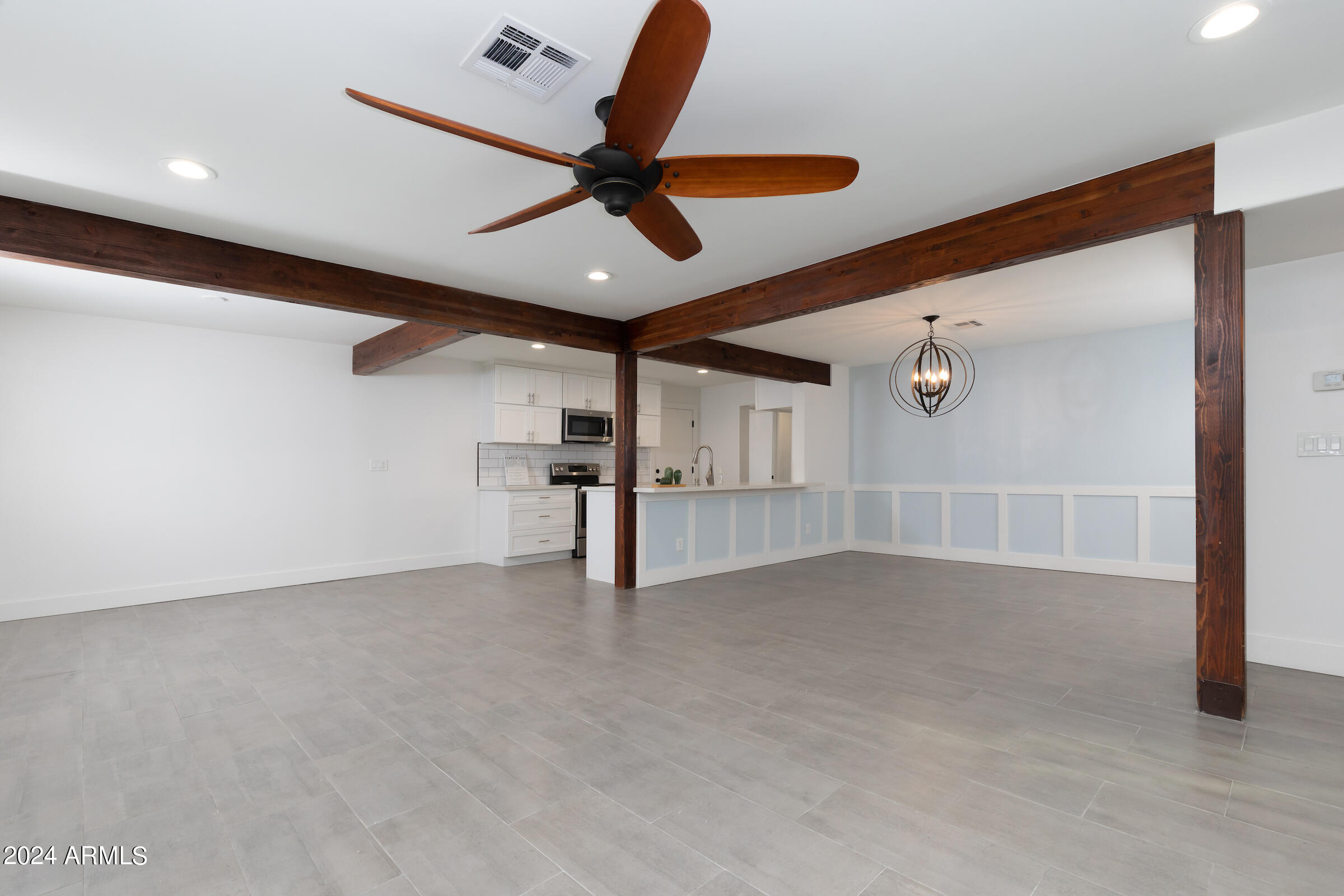3038 E AVALON Drive