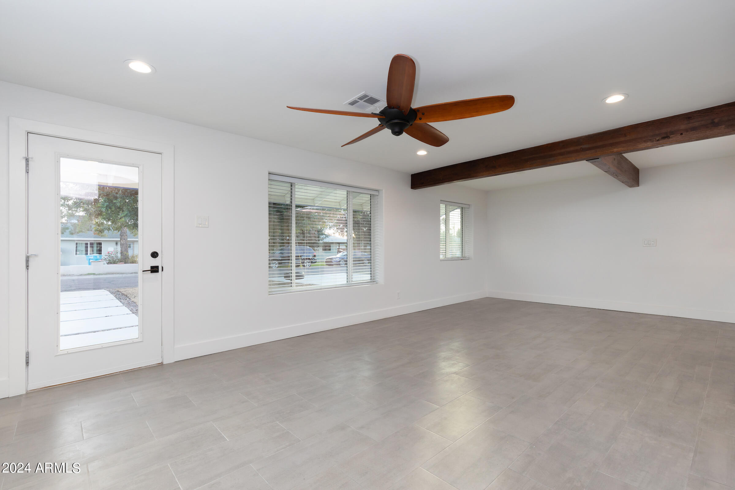3038 E AVALON Drive