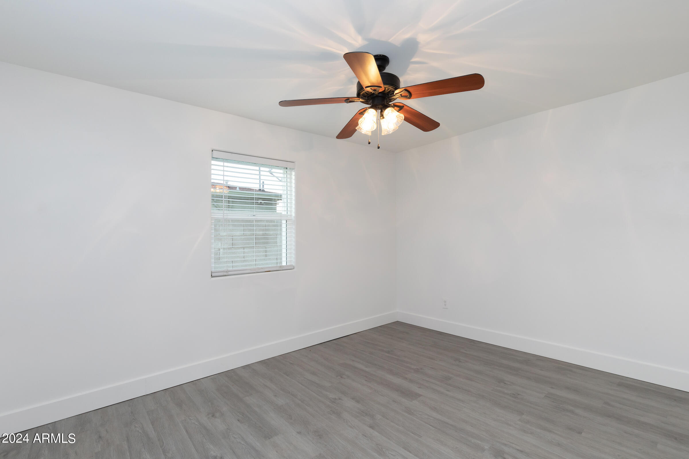 3038 E AVALON Drive