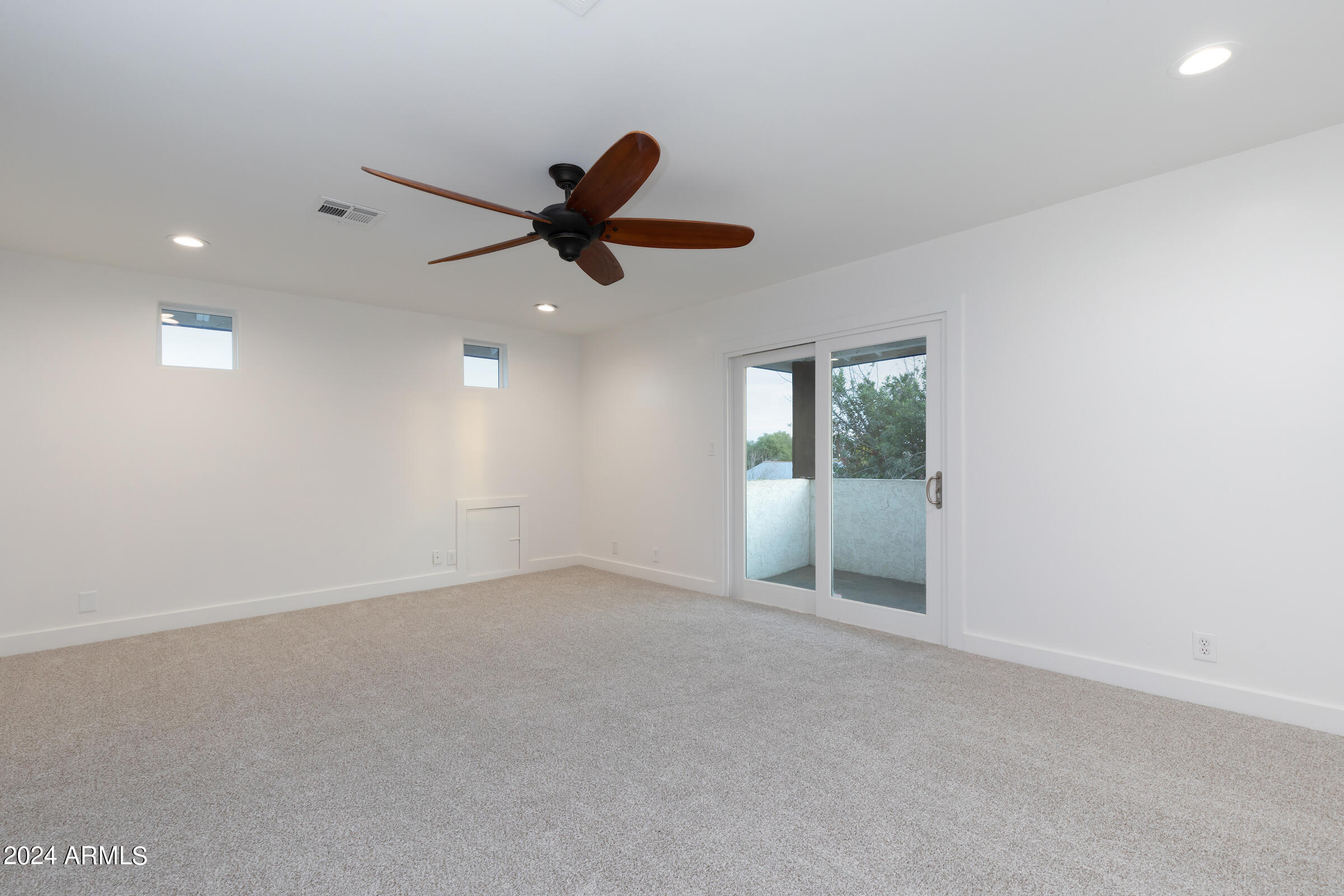 3038 E AVALON Drive