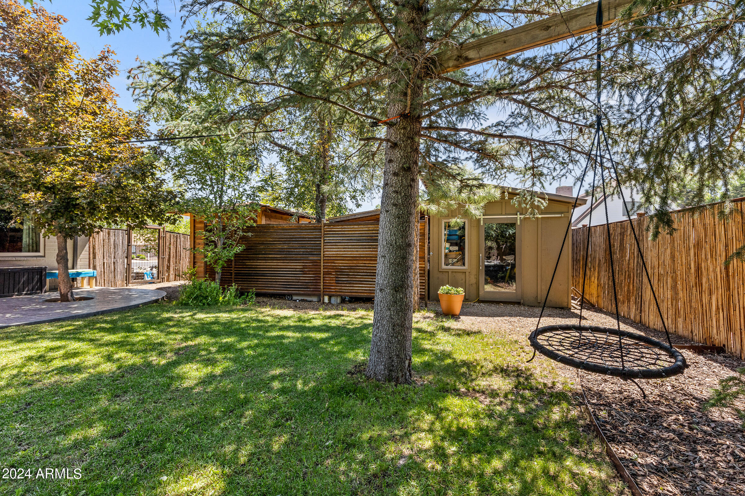2781 W LYNETTE Drive