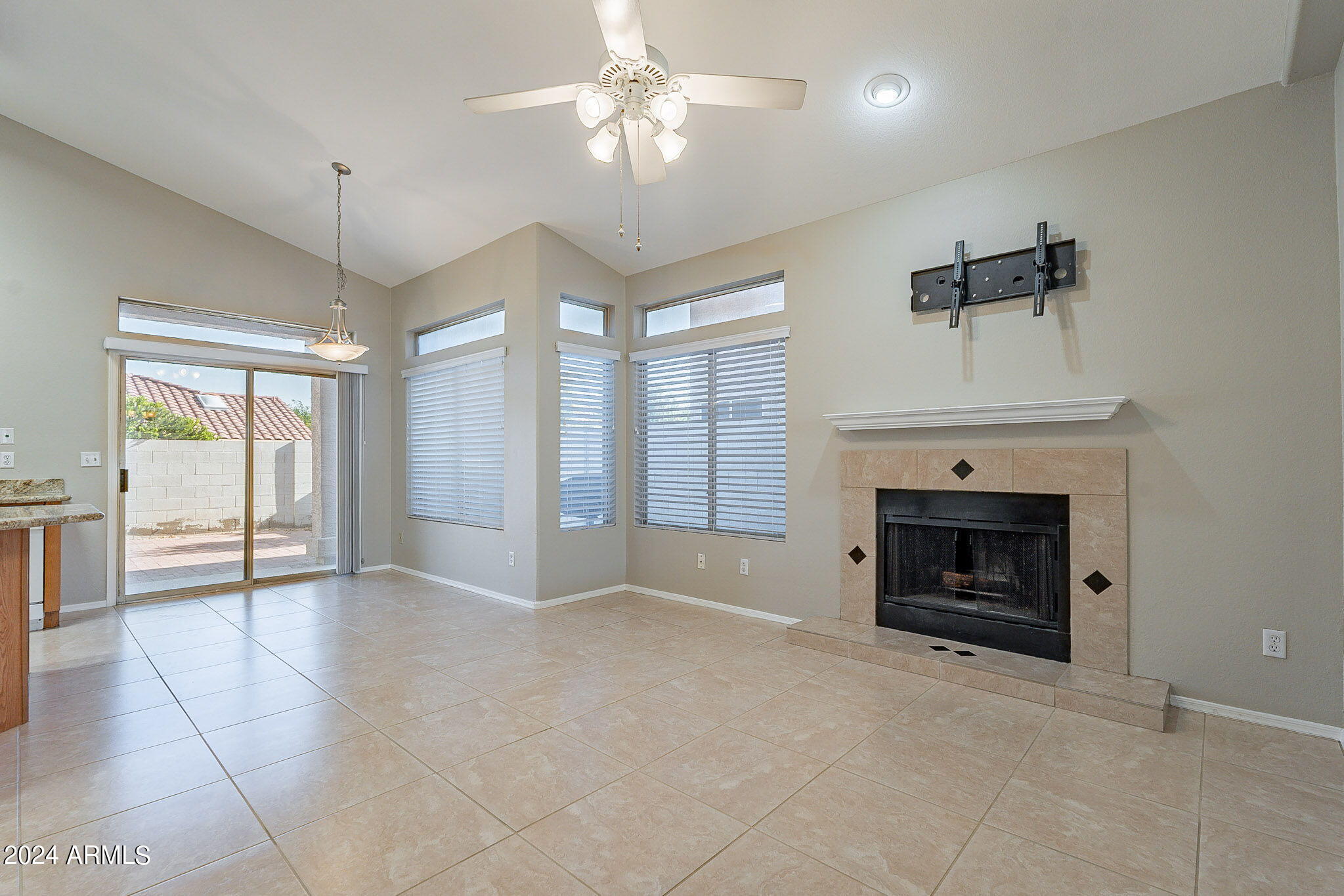 97 W BOLERO Drive