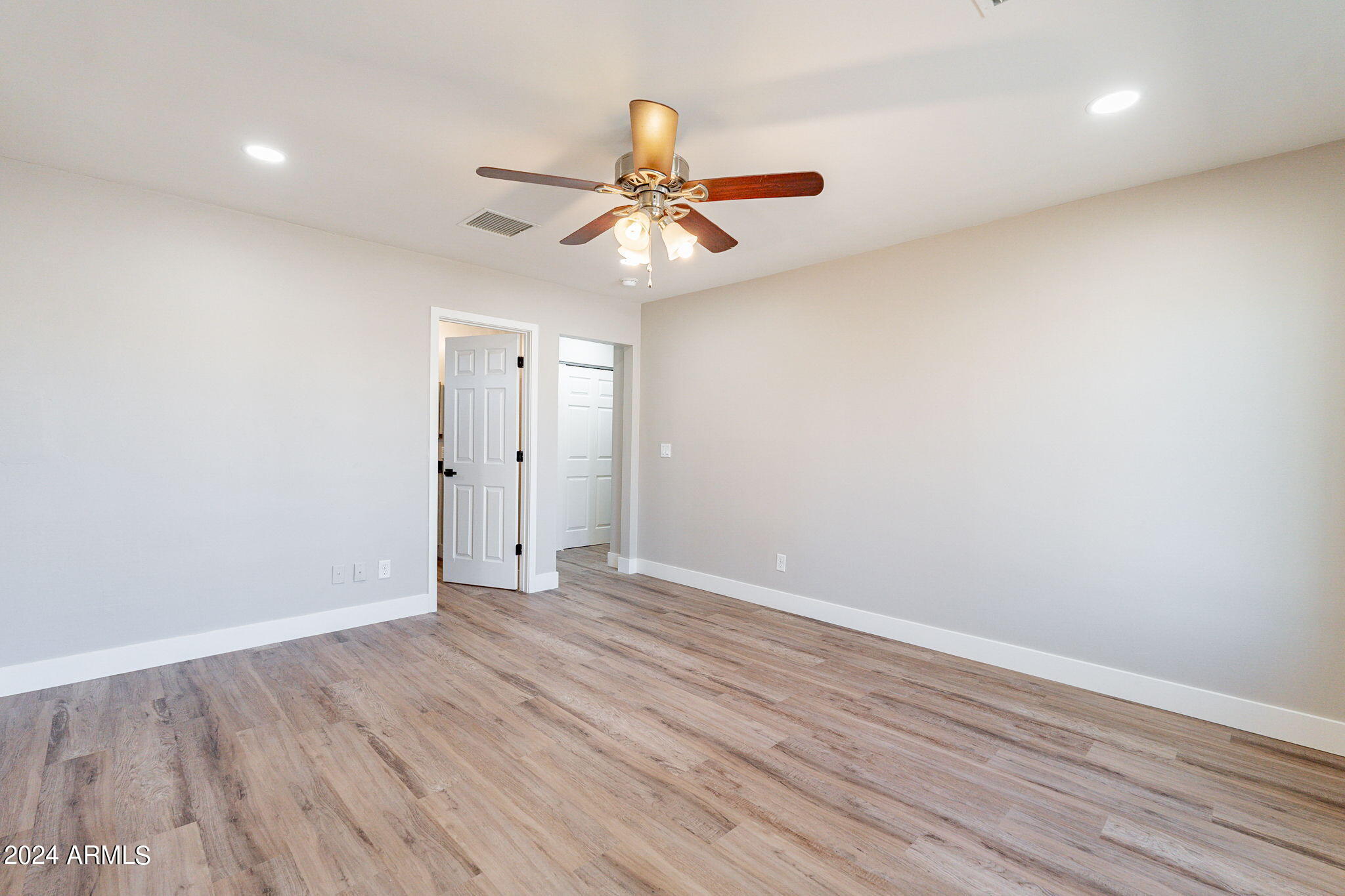 3749 W SAHUARO Drive