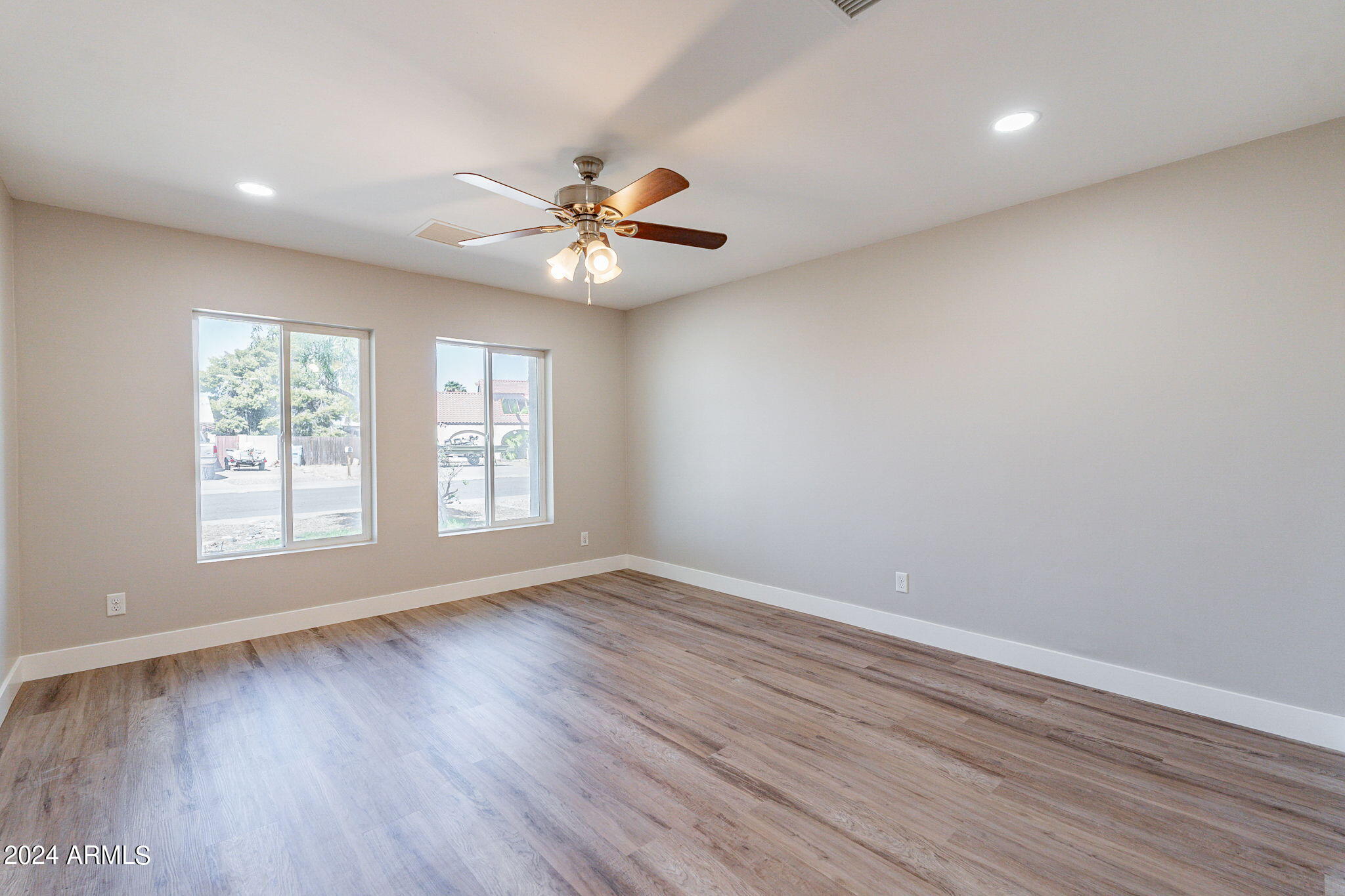 3749 W SAHUARO Drive