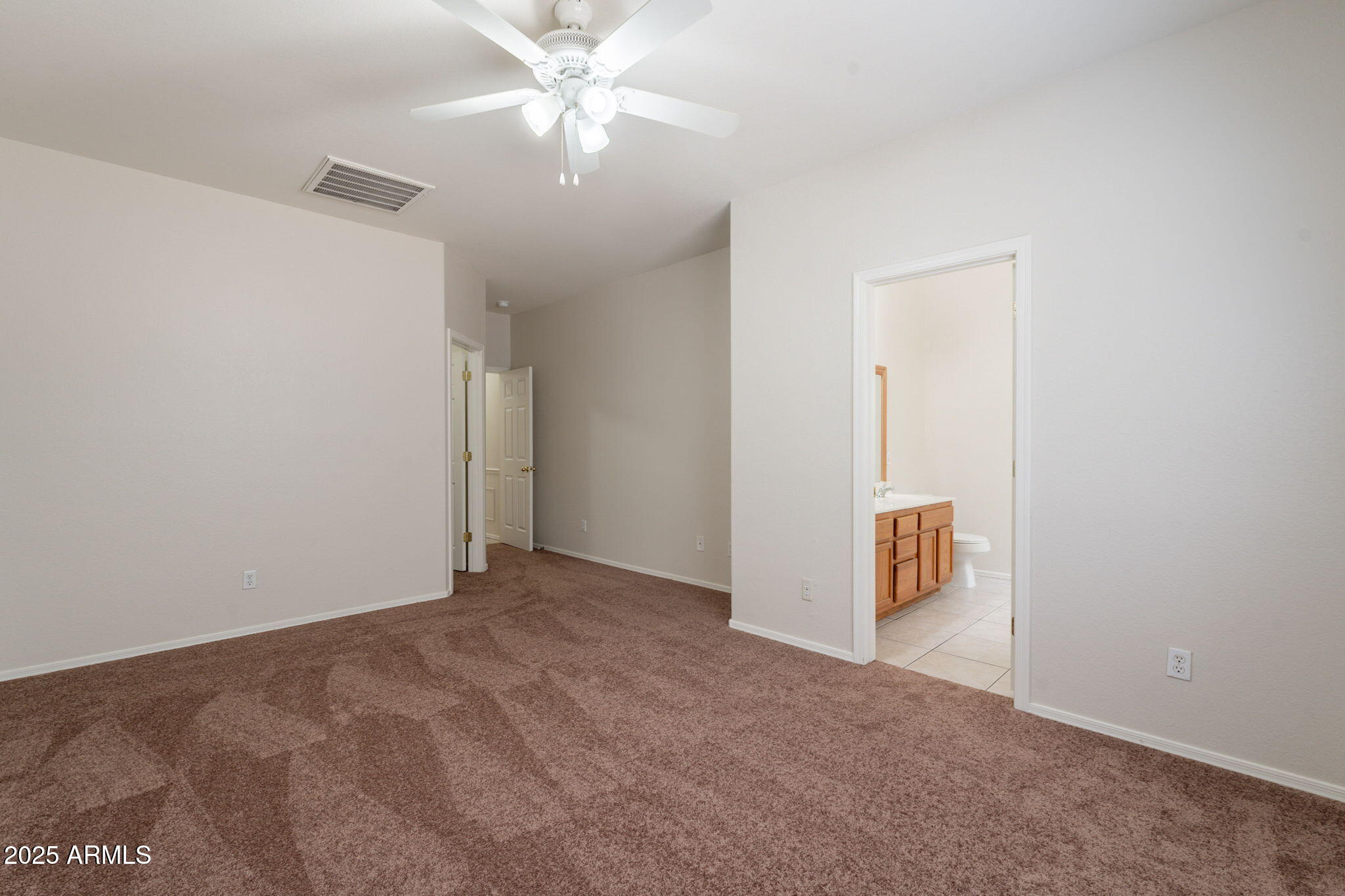 2210 N 27TH Place