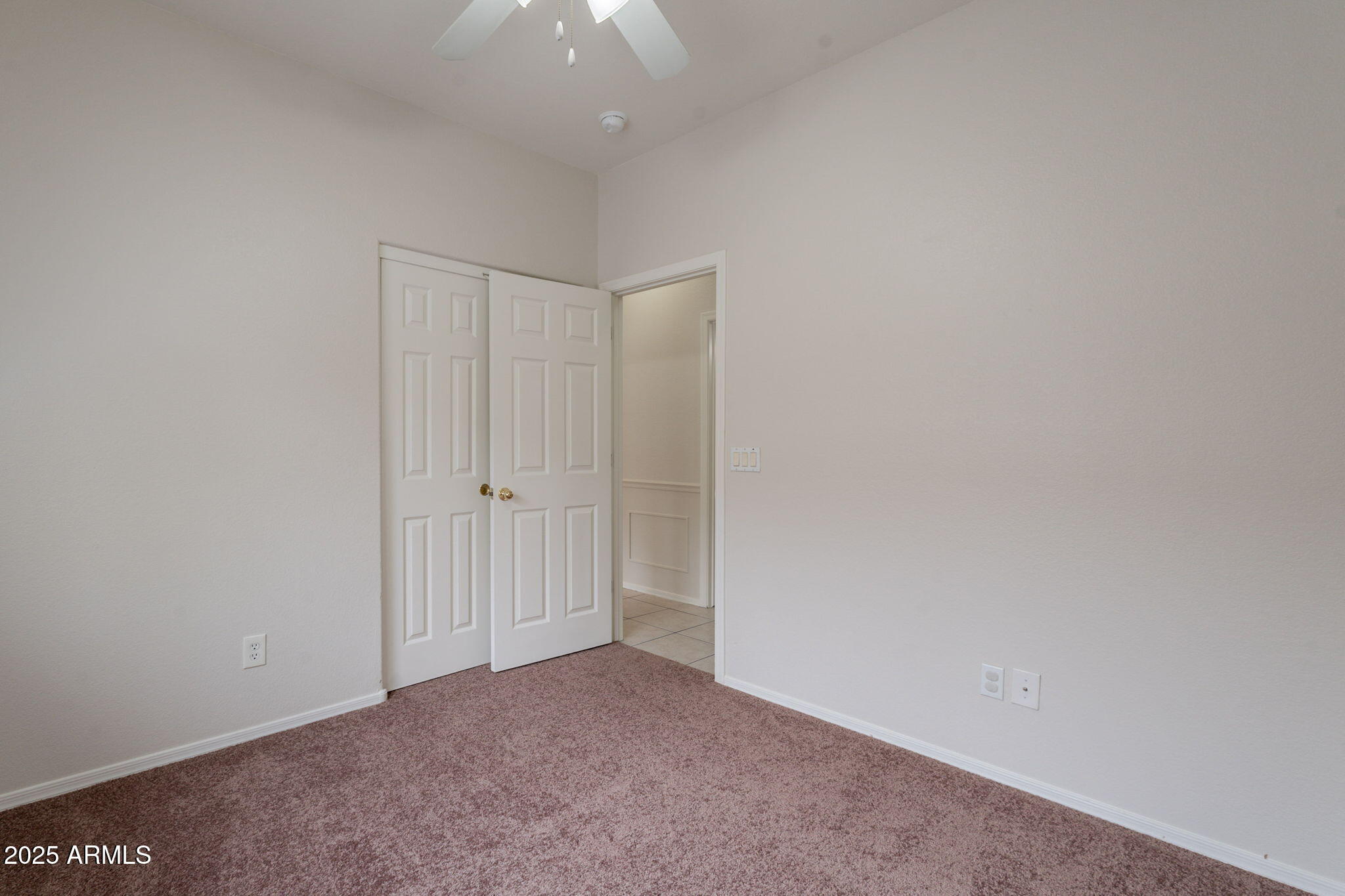 2210 N 27TH Place
