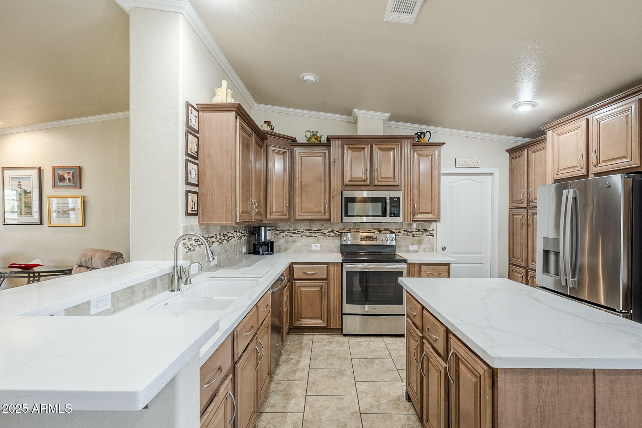 11201 N EL MIRAGE Road Unit: G14