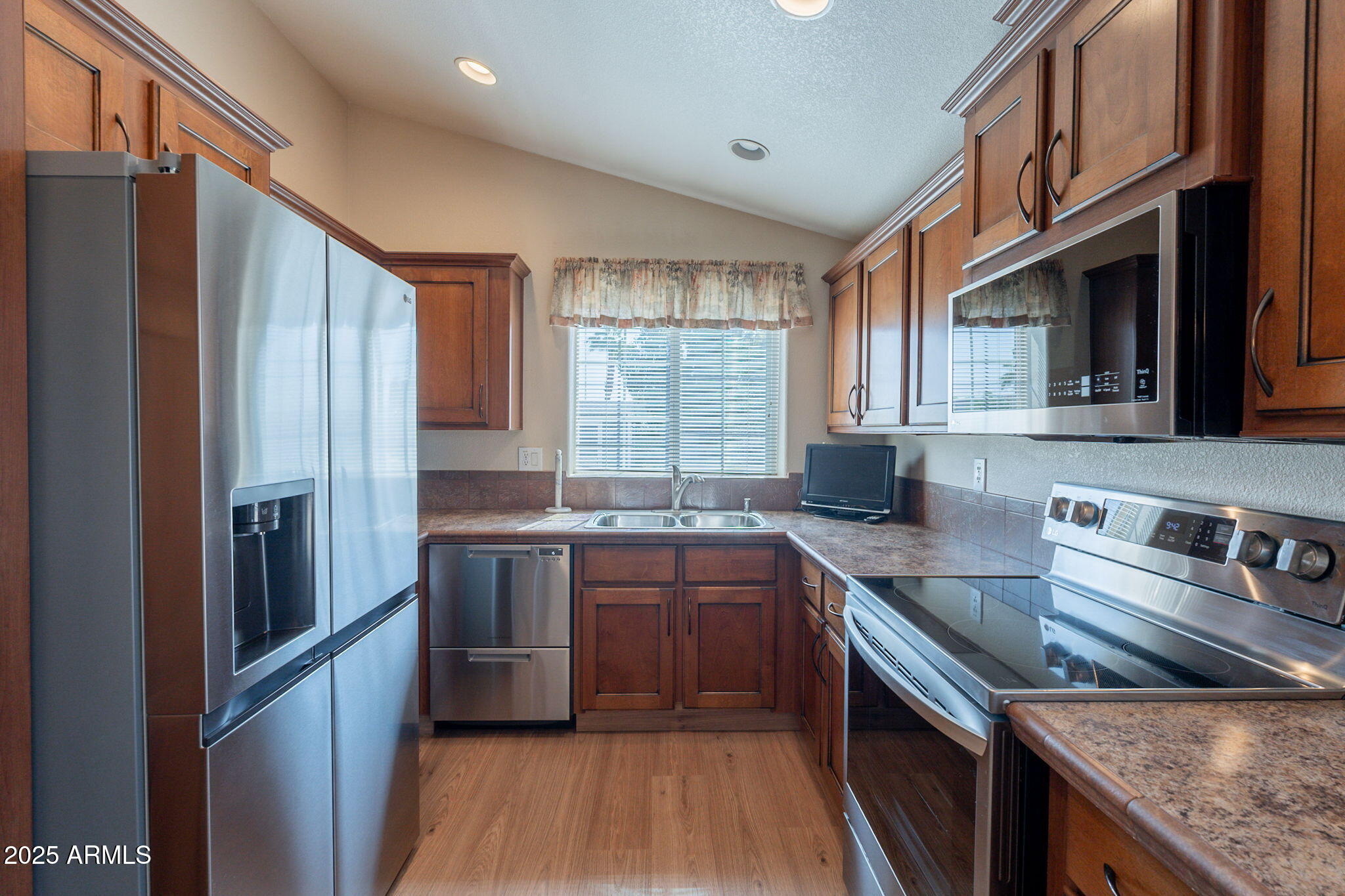 11201 N EL MIRAGE Road Unit: 647