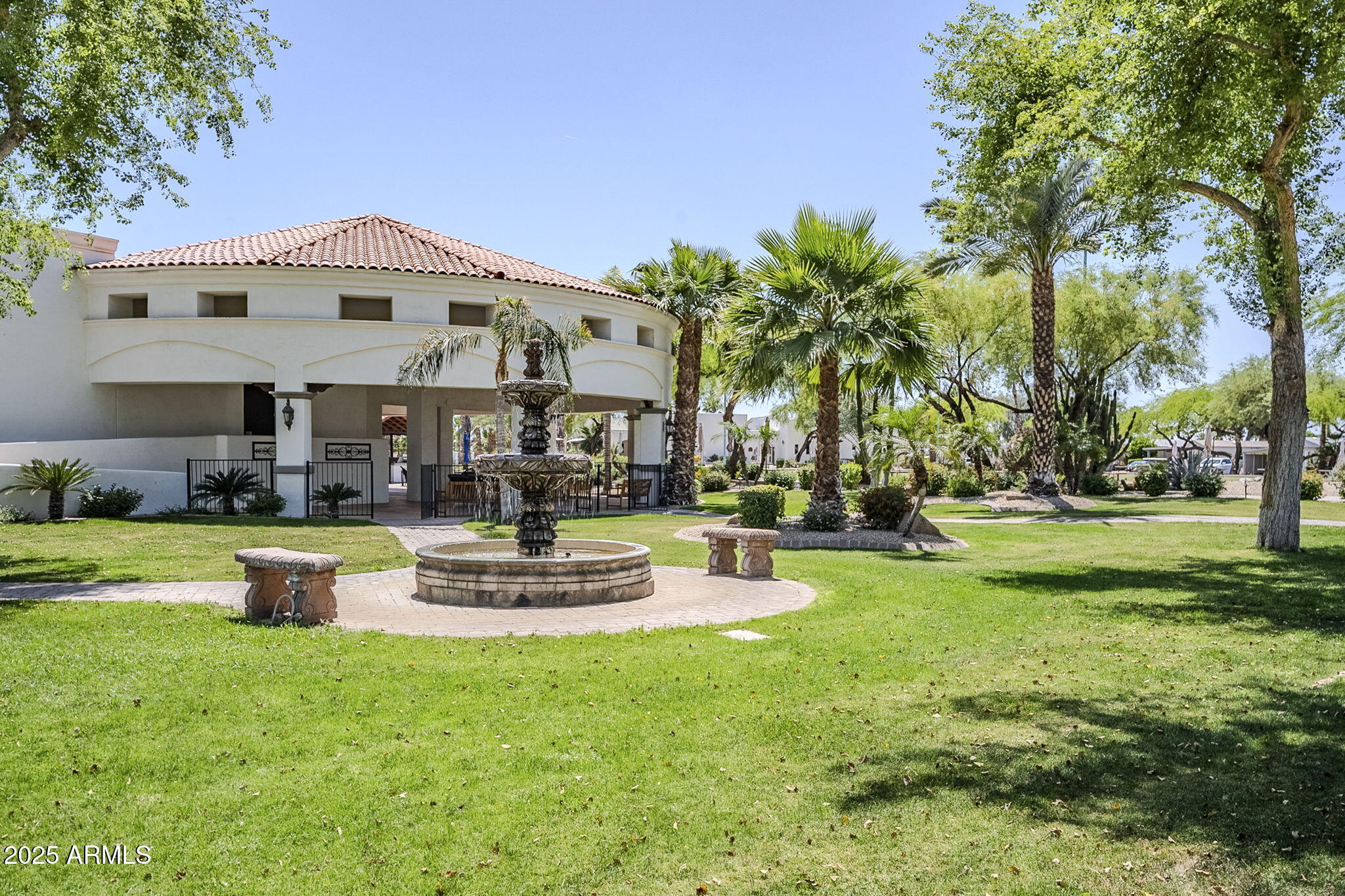 11201 N EL MIRAGE Road Unit: 647
