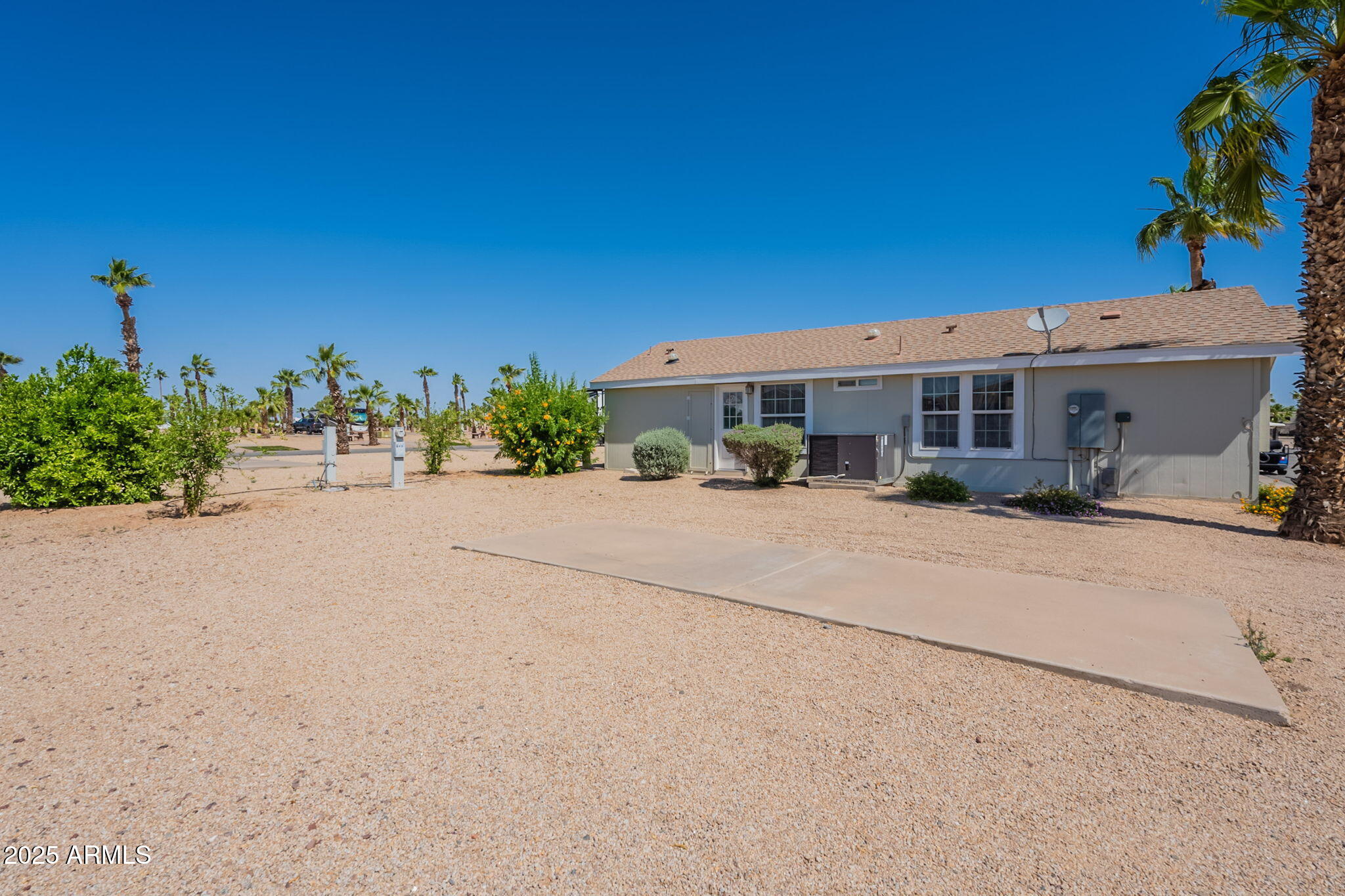 11201 N EL MIRAGE Road Unit: 647