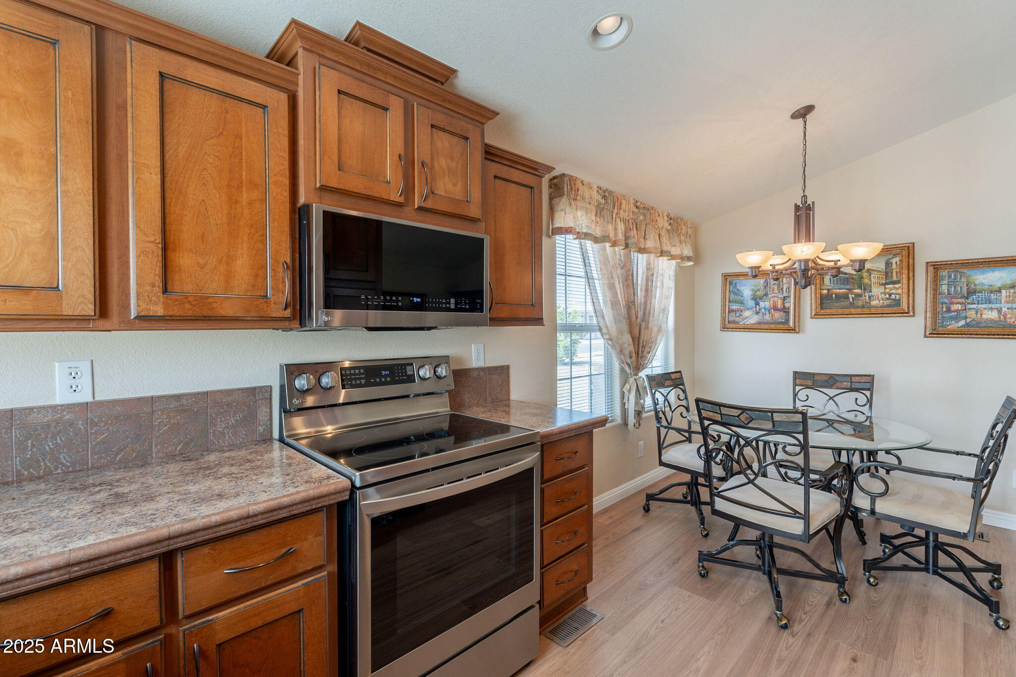 11201 N EL MIRAGE Road Unit: 647