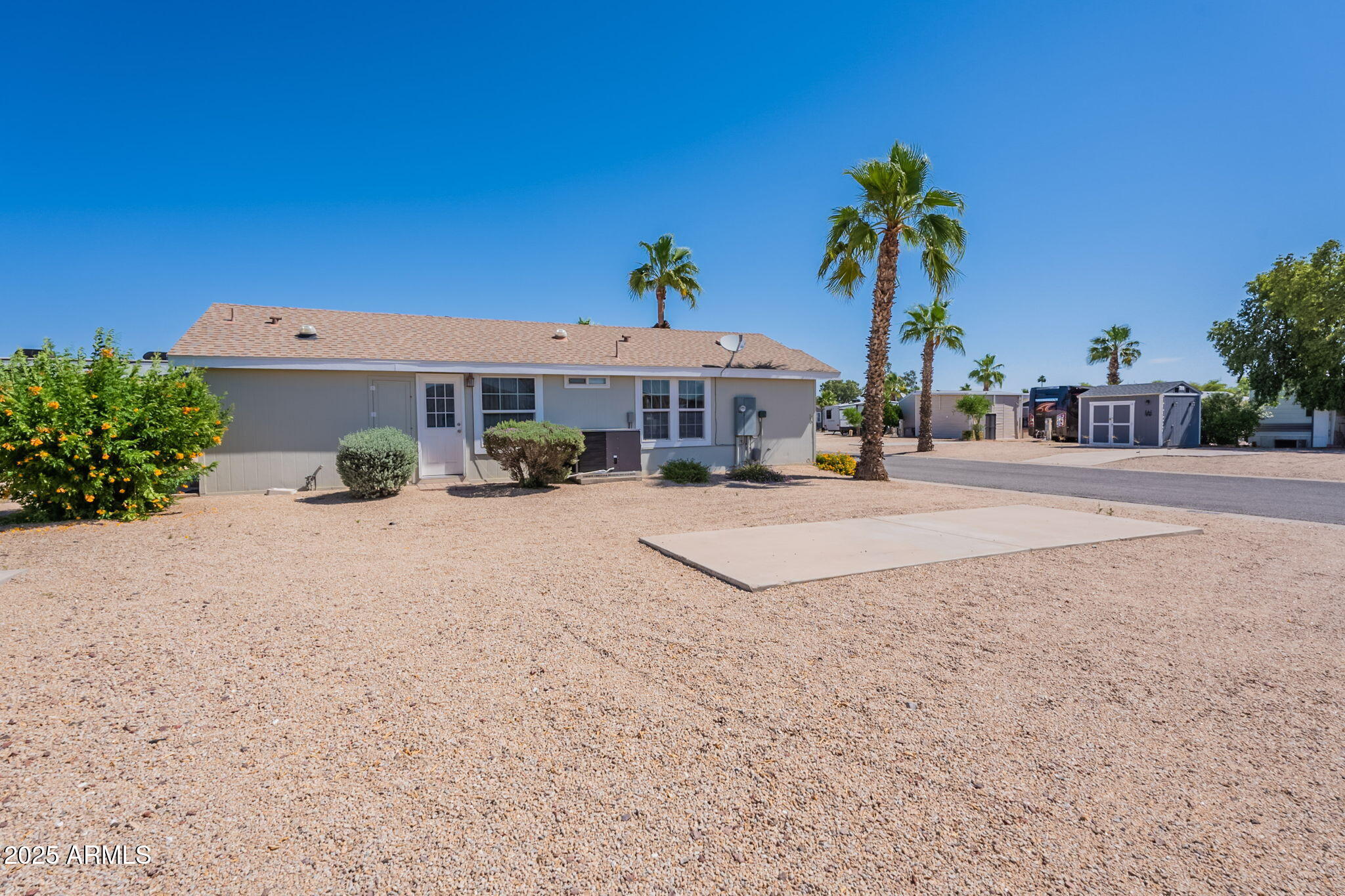 11201 N EL MIRAGE Road Unit: 647